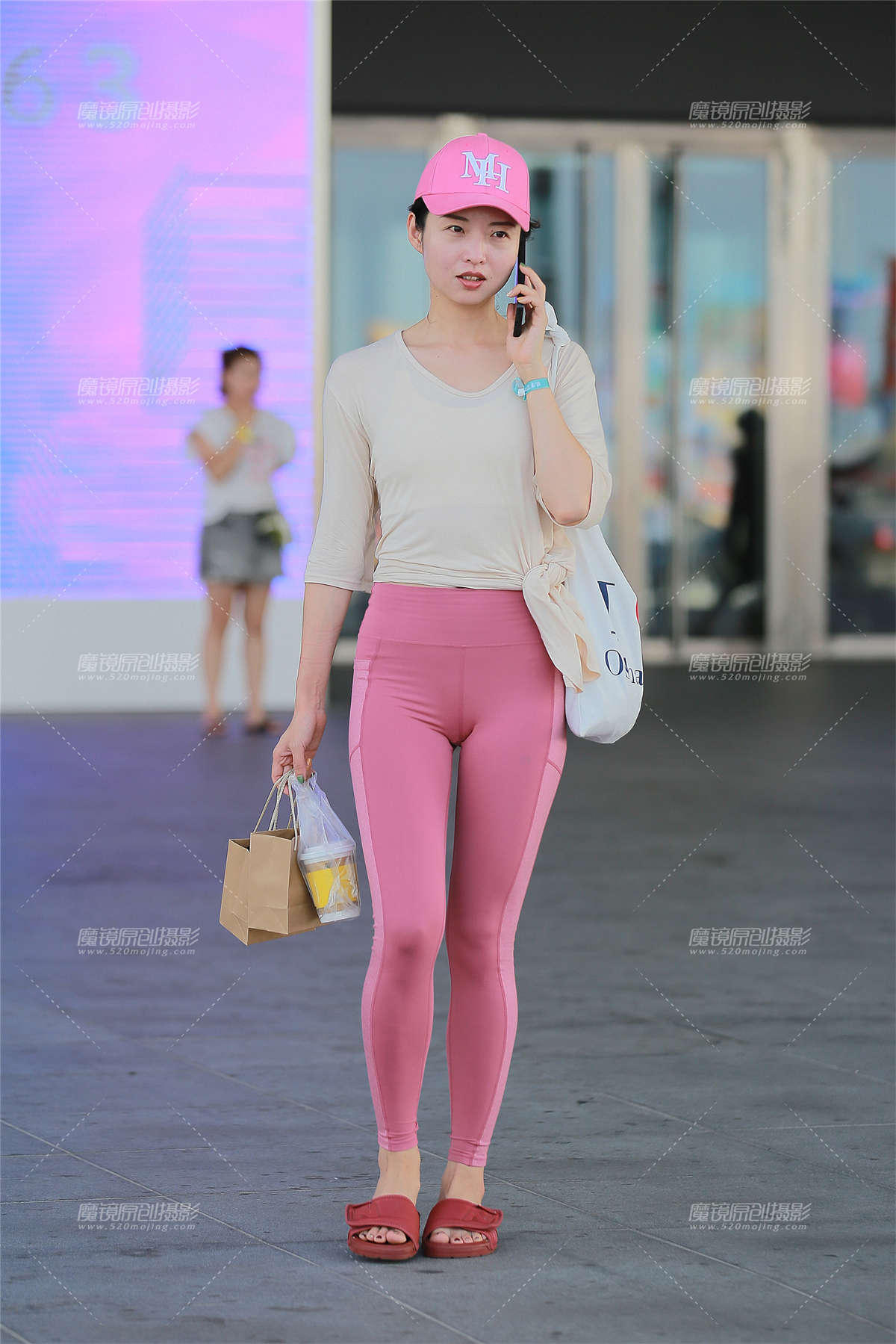 粉色瑜伽裤__-日更街拍