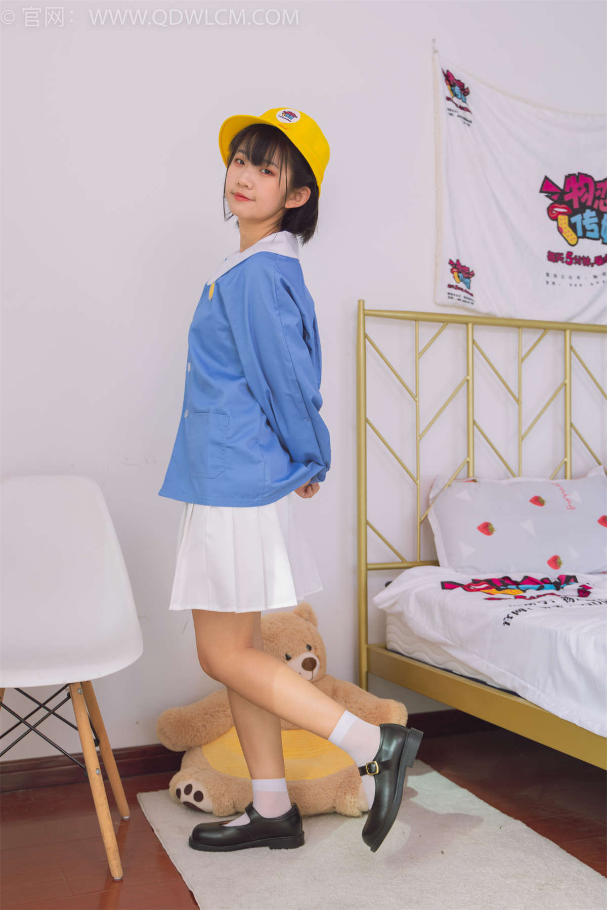 物恋传媒 NO.1460 暗月-橘子汽水-日更街拍