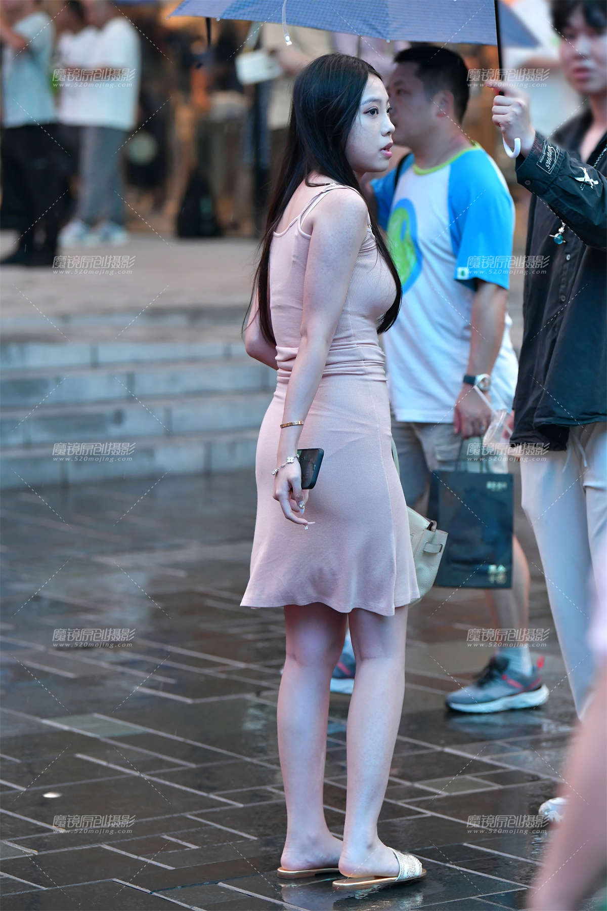 ★腼腆舒展优美瑜伽美女-日更街拍