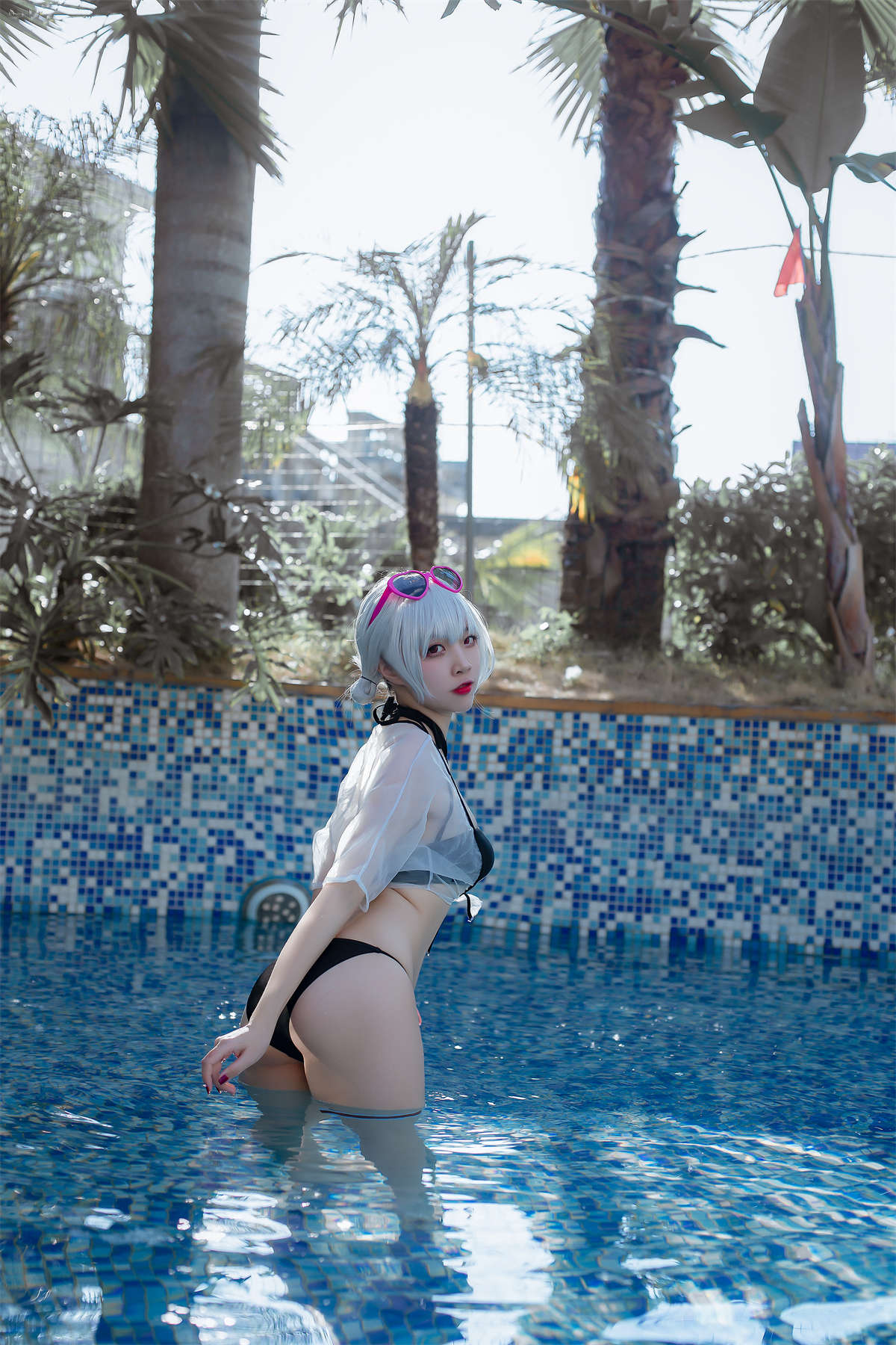 高产型Coser-二佐Nisa 碧蓝航线 天狼星泳装-日更街拍