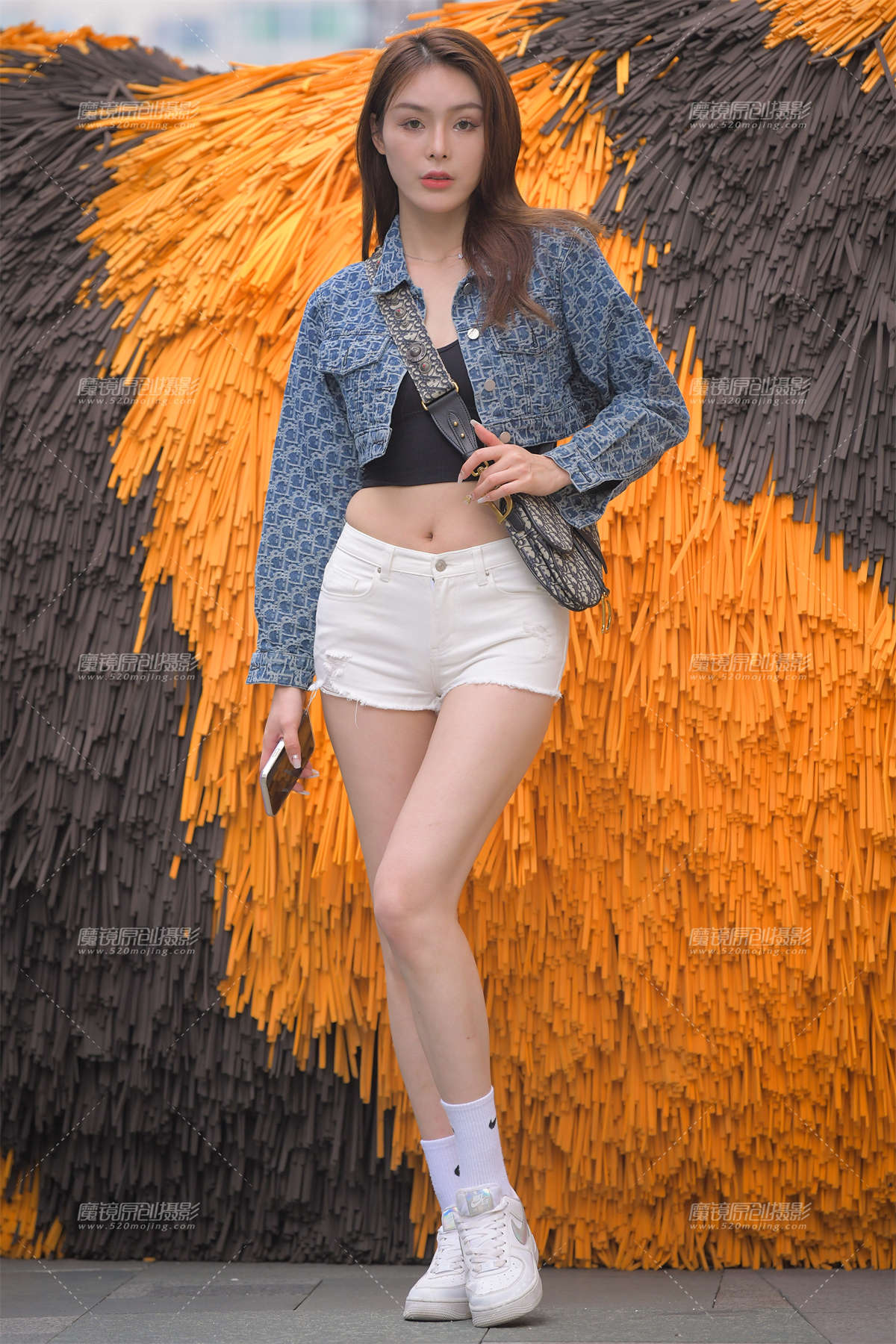 热裤美女-日更街拍