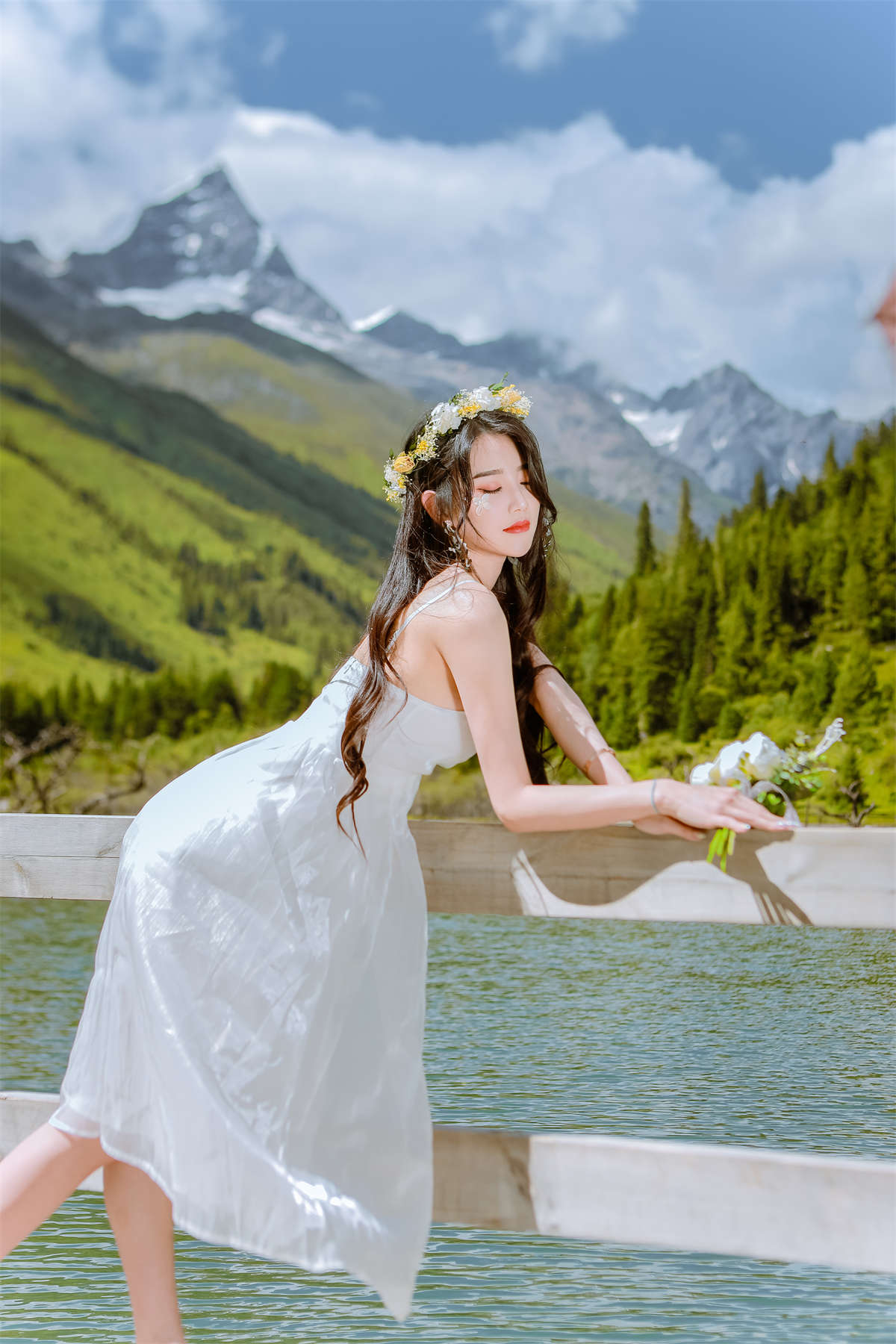 YITUYU艺图语 2022.02.02 夏风如歌 婷婷-日更街拍
