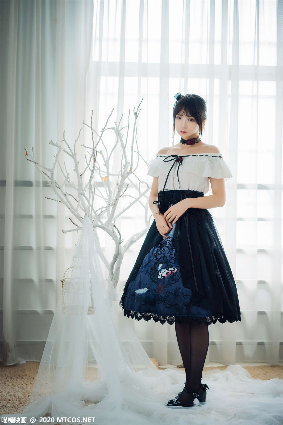 喵糖映画 VOL.329 小白裙-日更街拍