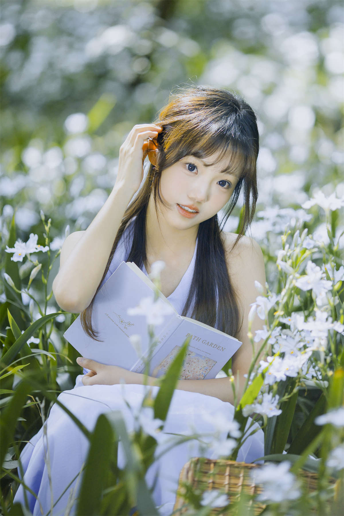YITUYU艺图语 2023.06.03 植物系少女 狗脸猫咪-日更街拍