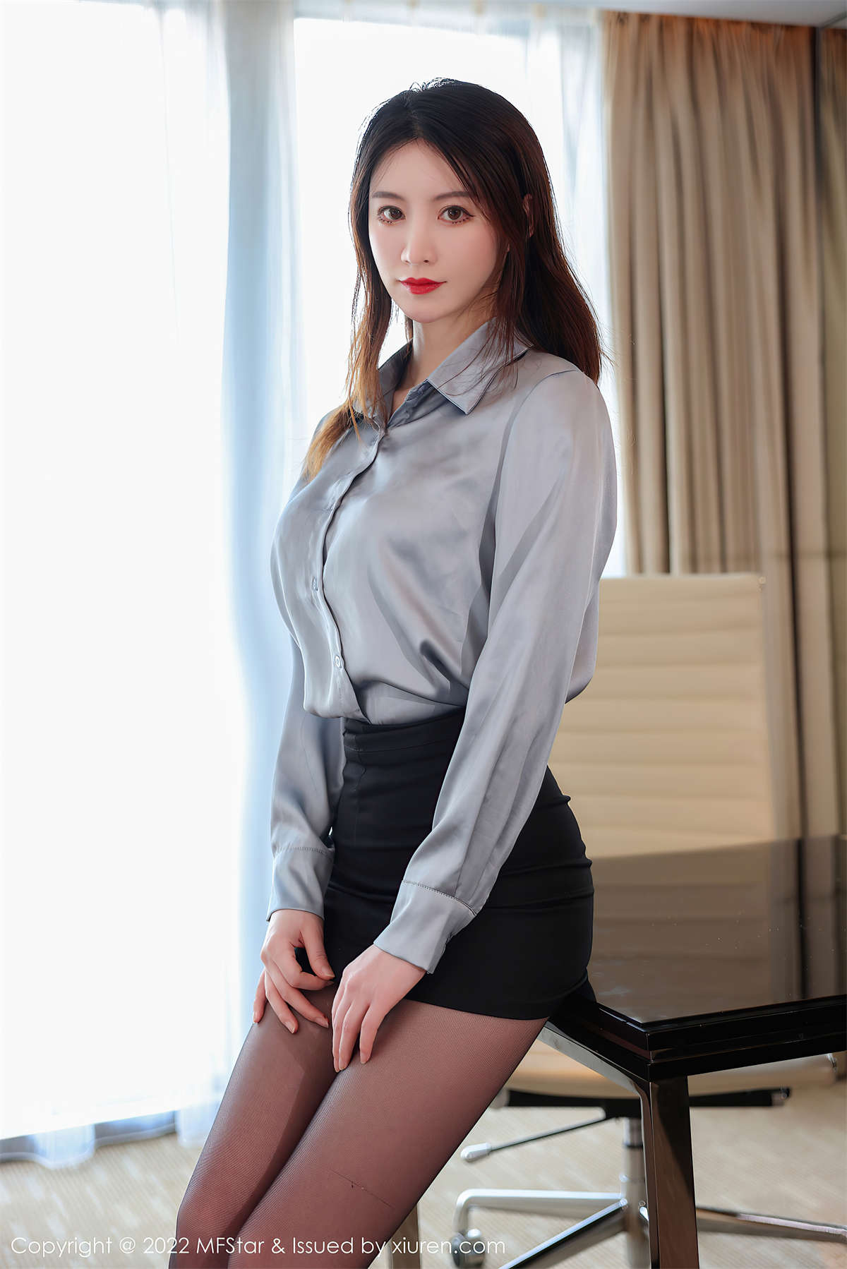 图片[2]-MFStar模范学院 2022.01.27 VOL.550 yoo优优-日更街拍