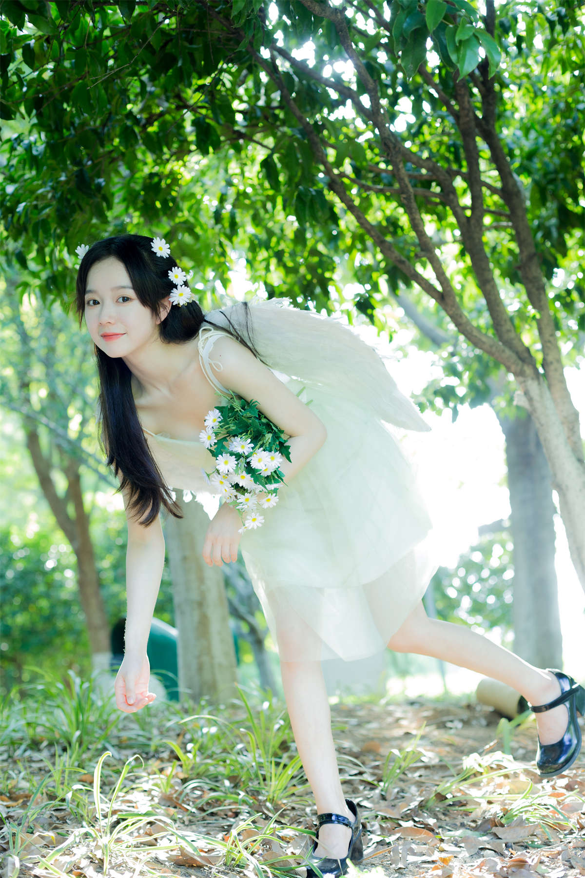 YITUYU艺图语 2022.10.03 夏末的精灵 戈曼妮Nini-日更街拍