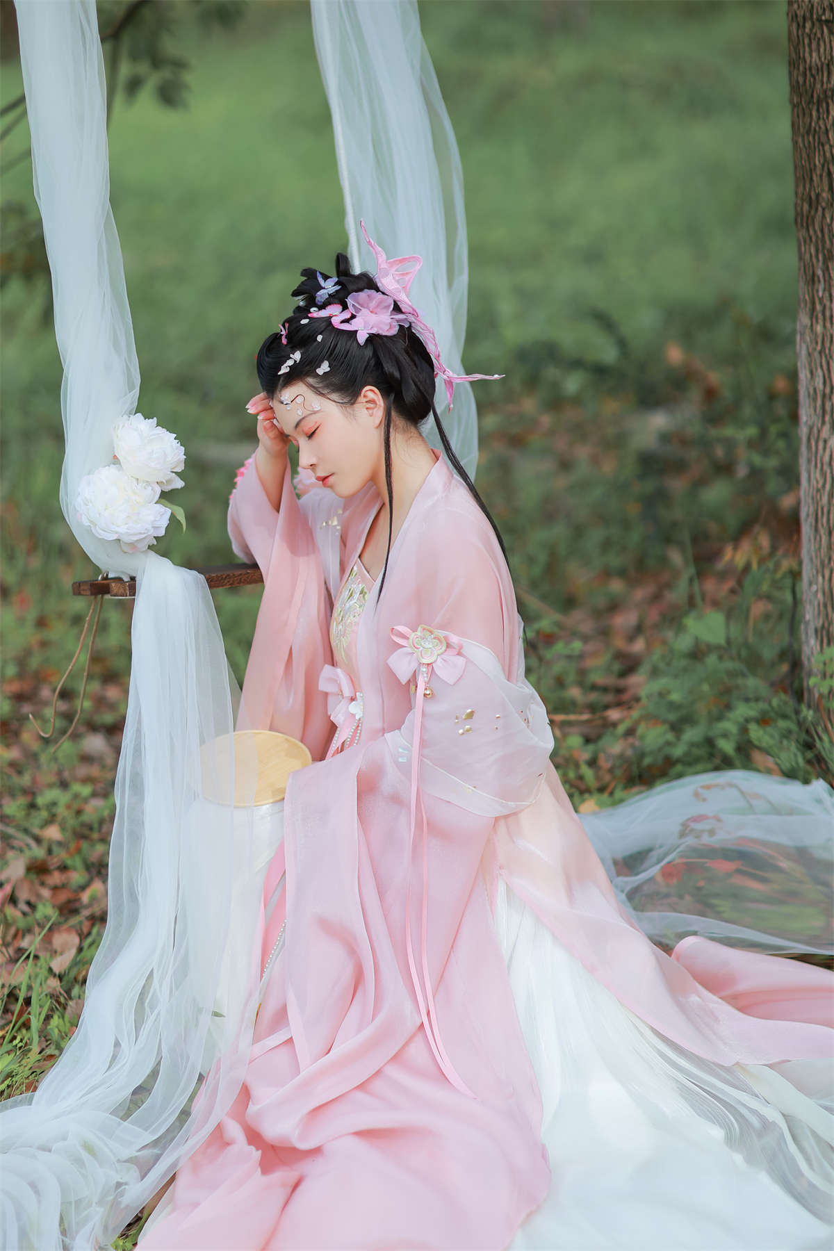 图片[2]-YITUYU艺图语 2022.05.02 草色入帘青 小怪兽-日更街拍