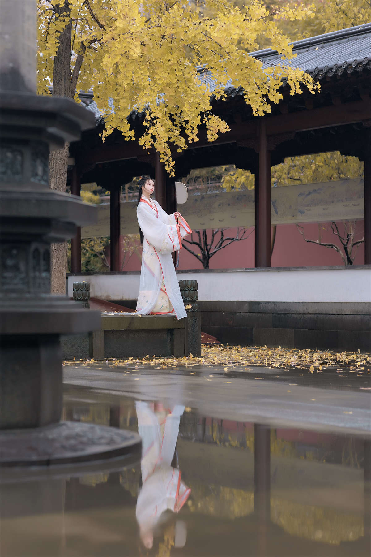 YITUYU艺图语 2023.01.10 雨中银杏 眸小妖插图1