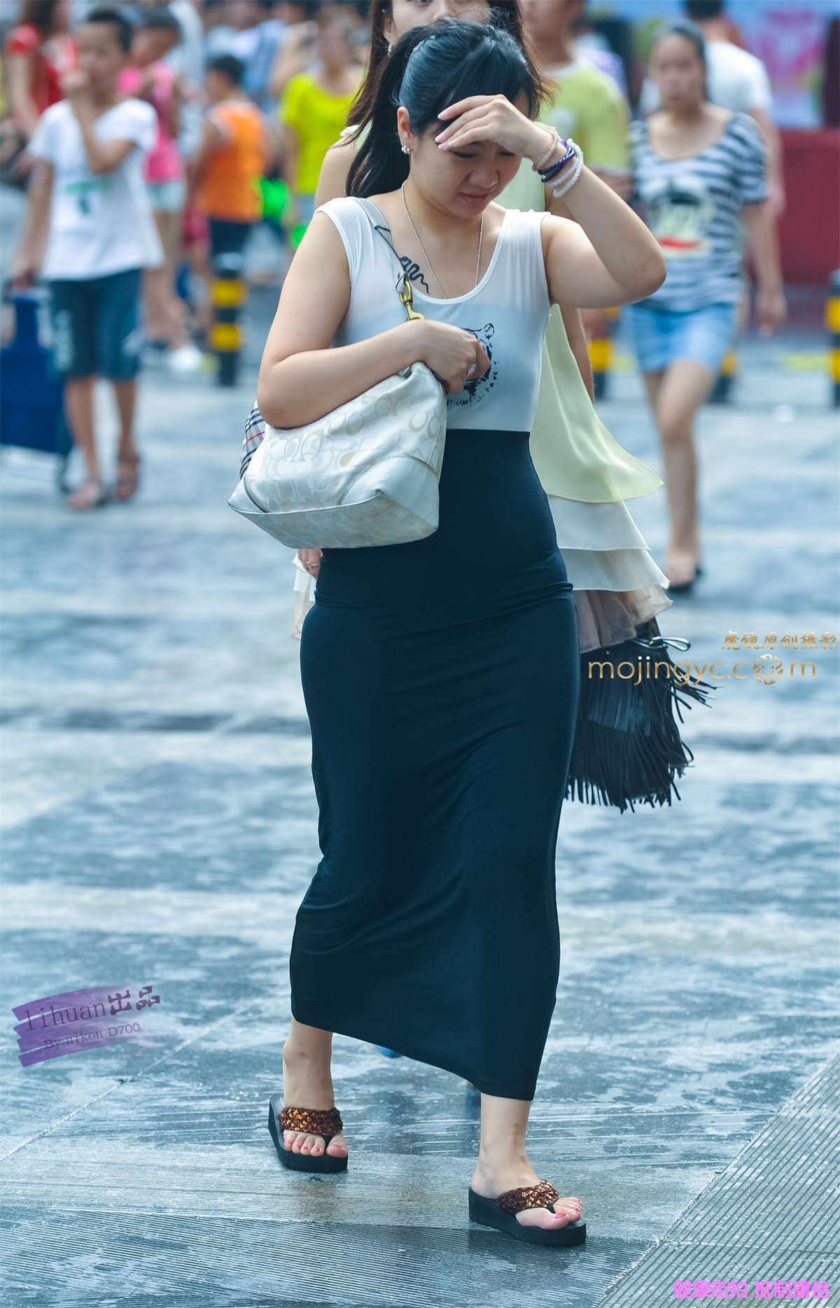 李欢原创-黑色一步裙，超丰腴（17P）-日更街拍