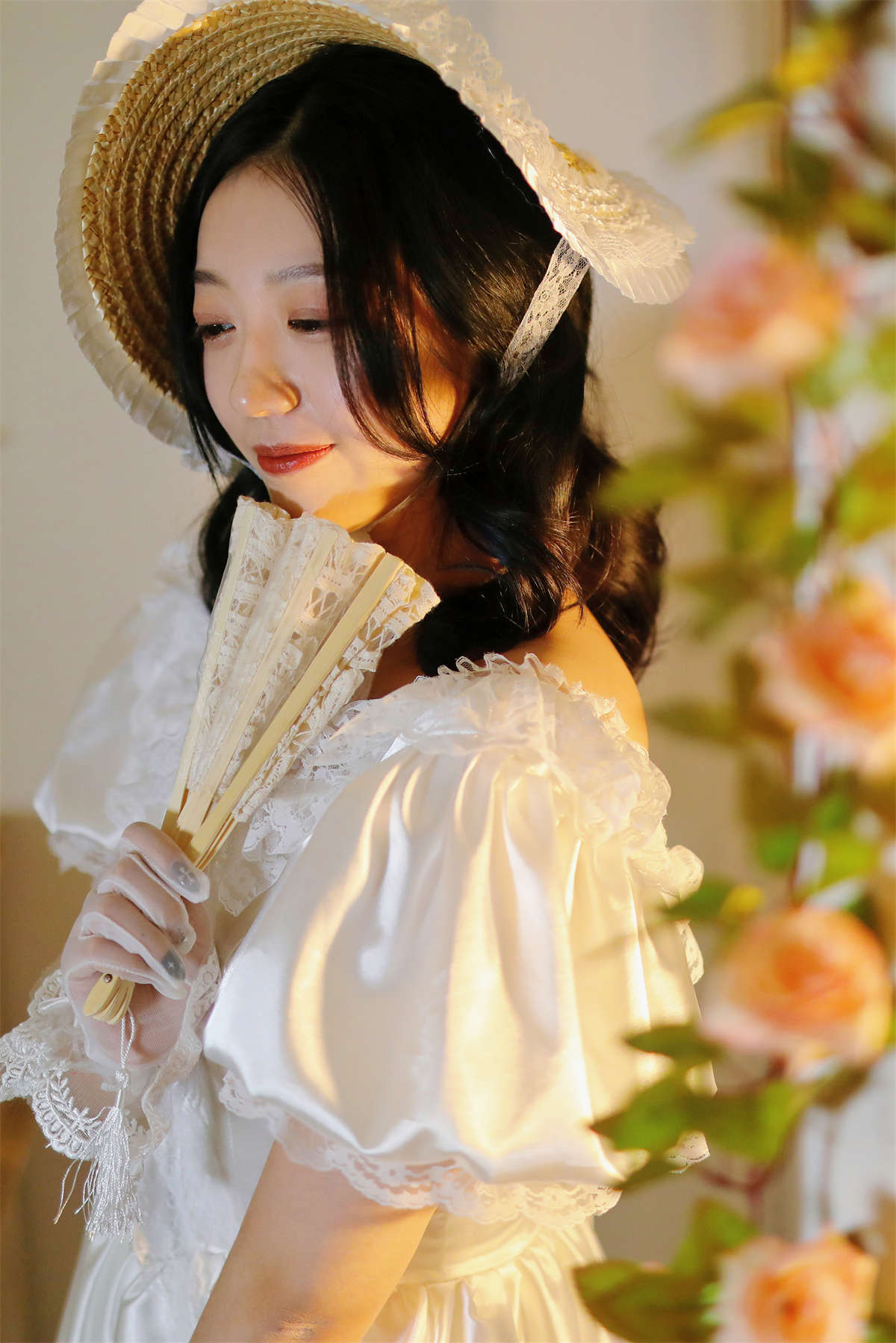 YITUYU艺图语 2022.10.11 掉入兔子洞的爱丽丝 雨芳插图1