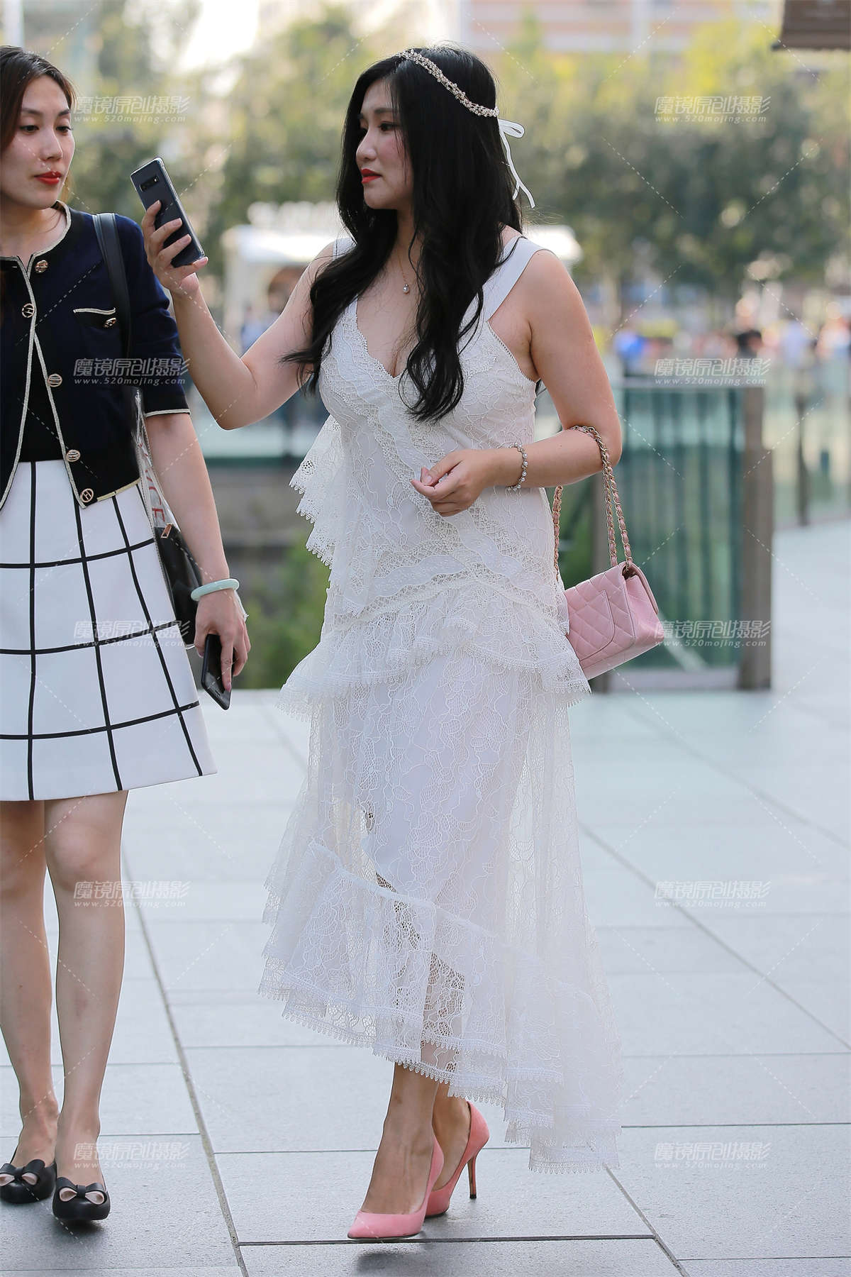 【玻璃赛帖】白色蕾丝婚纱裙__-日更街拍