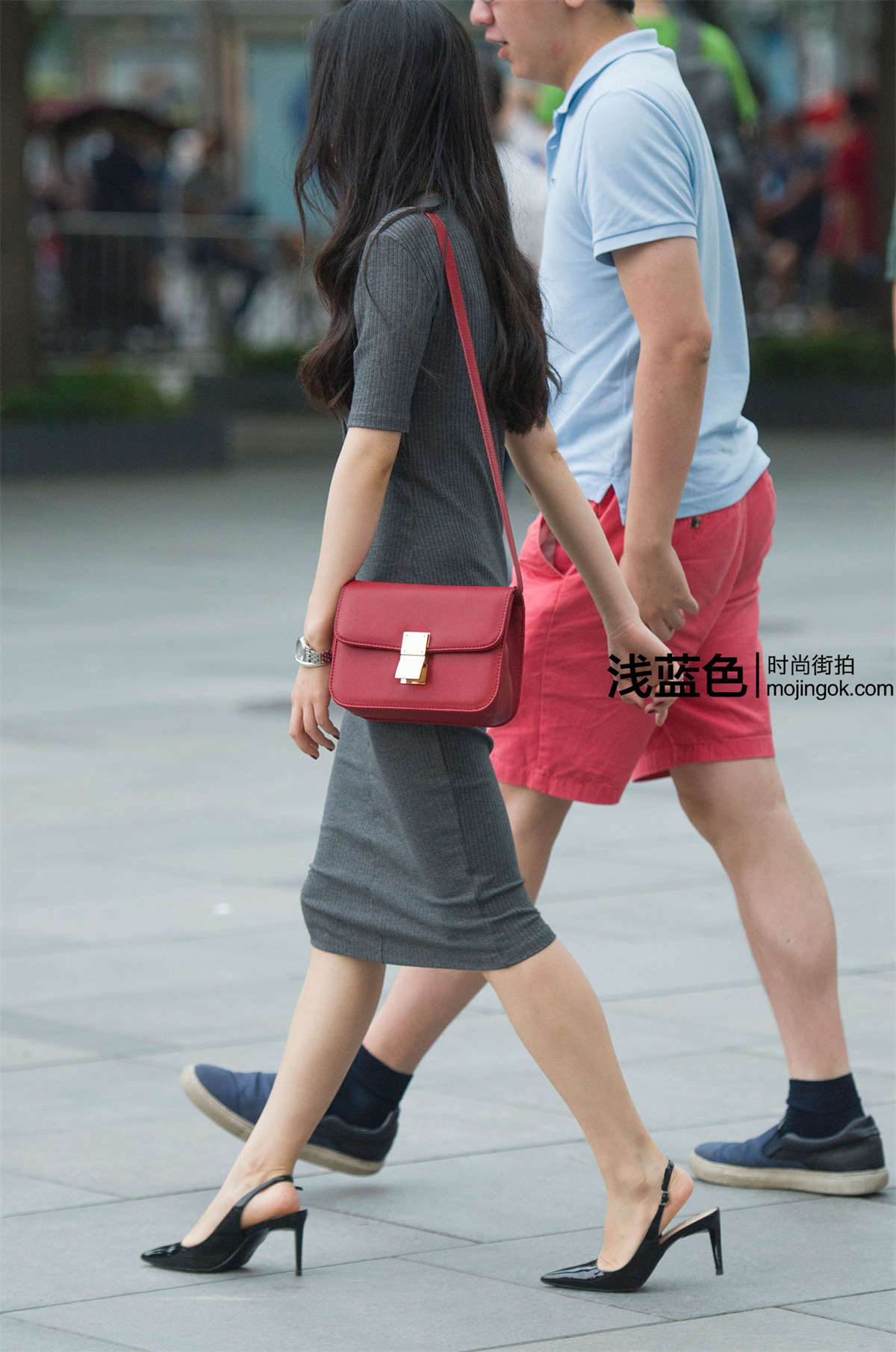 图片[2]-灰裙苗条美女（23p）-日更街拍