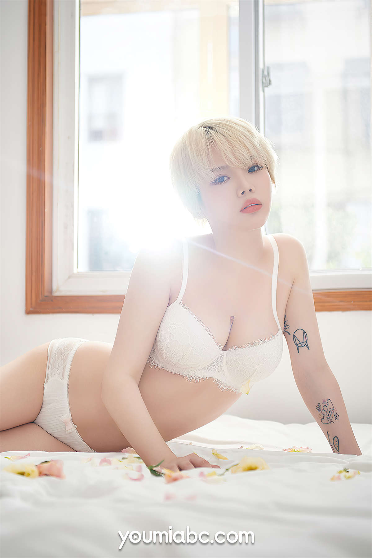 图片[2]-YouMi尤蜜 2020.12.13 夏花绚烂 Heidi-日更街拍