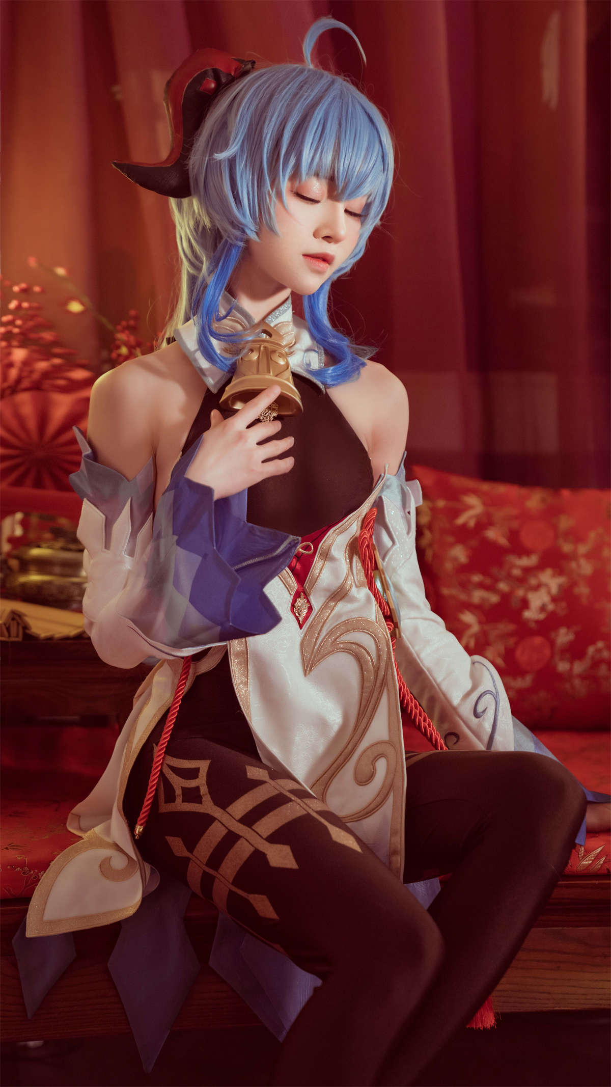 图片[2]-动漫Cos博主-绮太郎Kitaro 甘雨-日更街拍