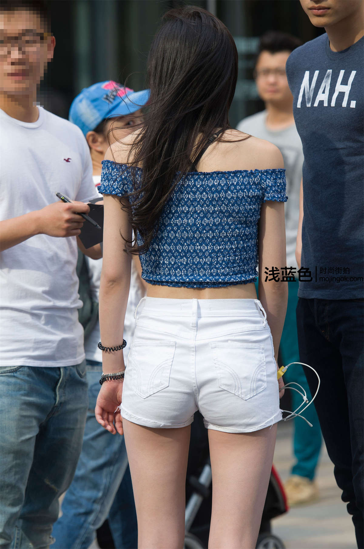 图片[2]-漏脐 白短裤（20p）-日更街拍