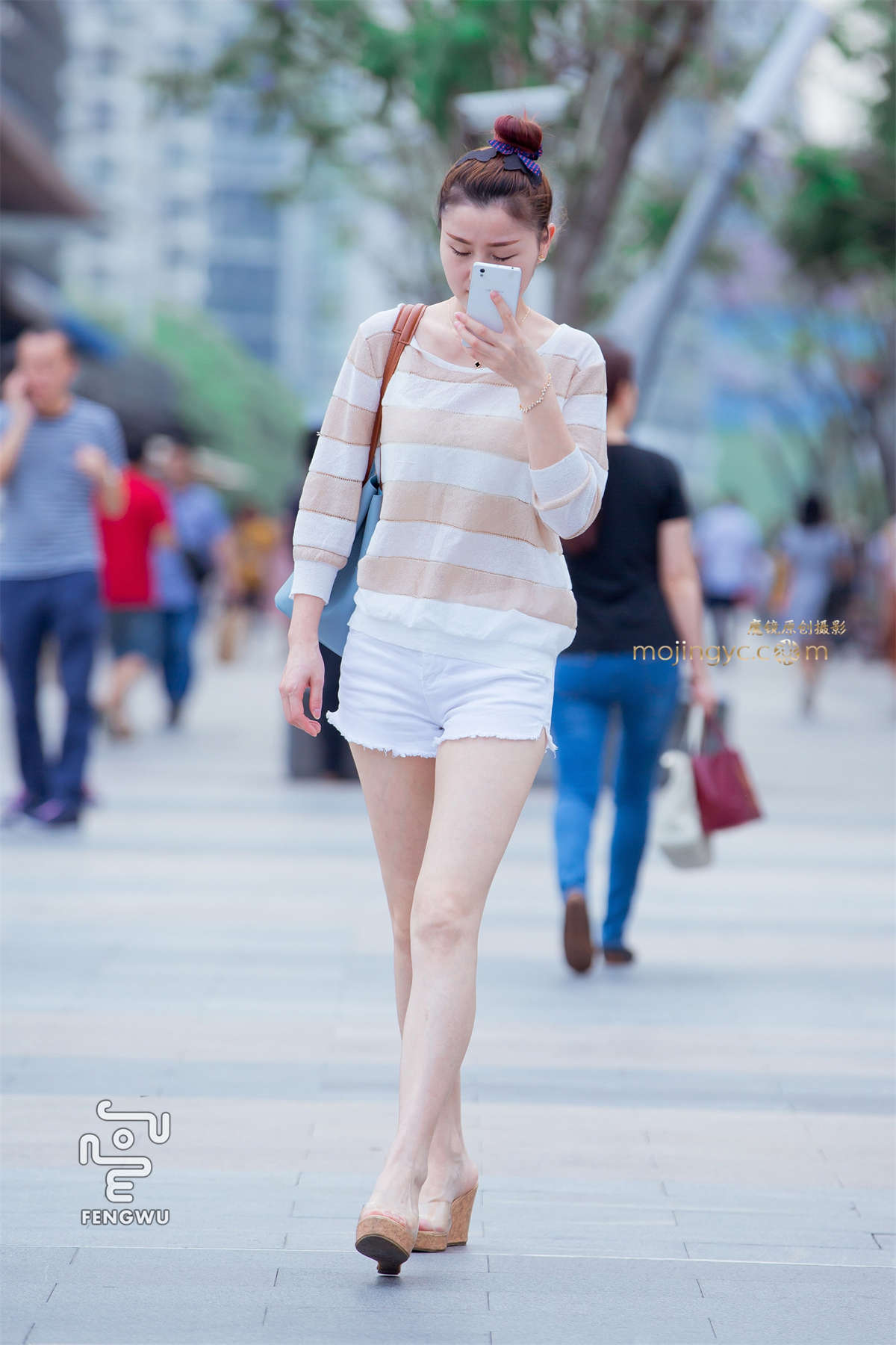 热裤，美腿，厚底凉拖14-日更街拍