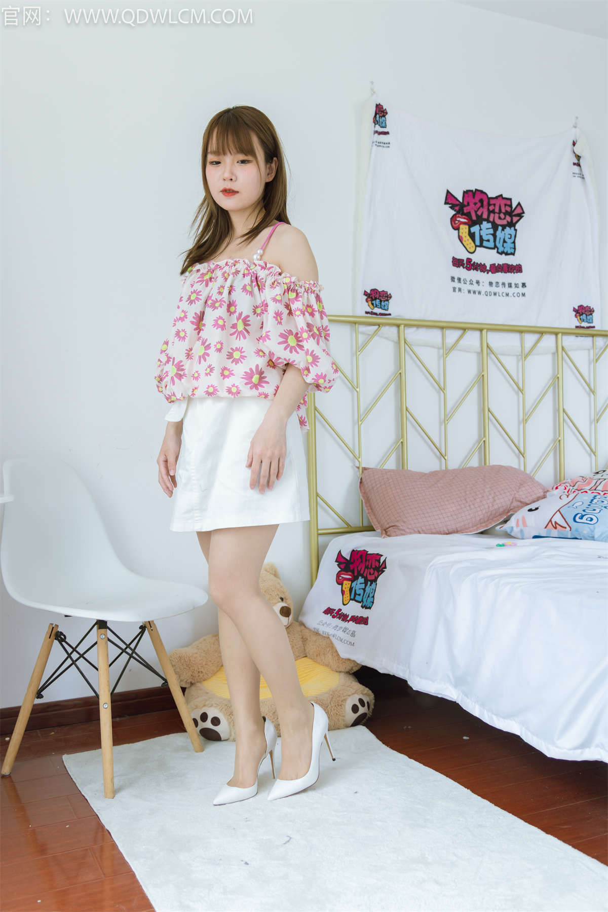 物恋传媒 NO.1294 小水-二十亿光年的孤独-日更街拍