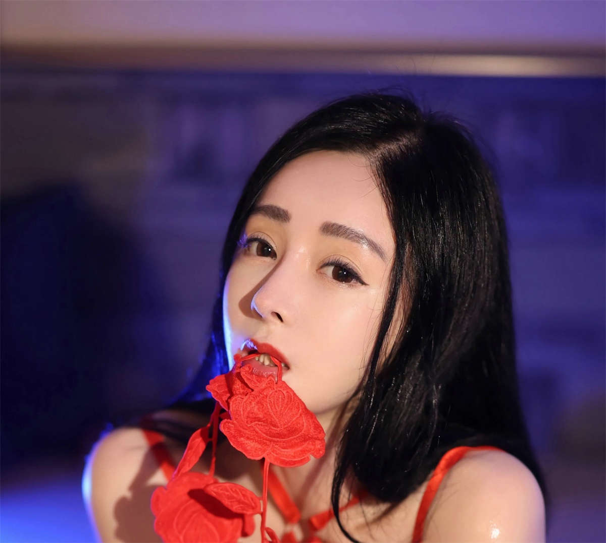 图片[2]-Xiuren秀人网 2024.04.23 No.8437 允爾-日更街拍