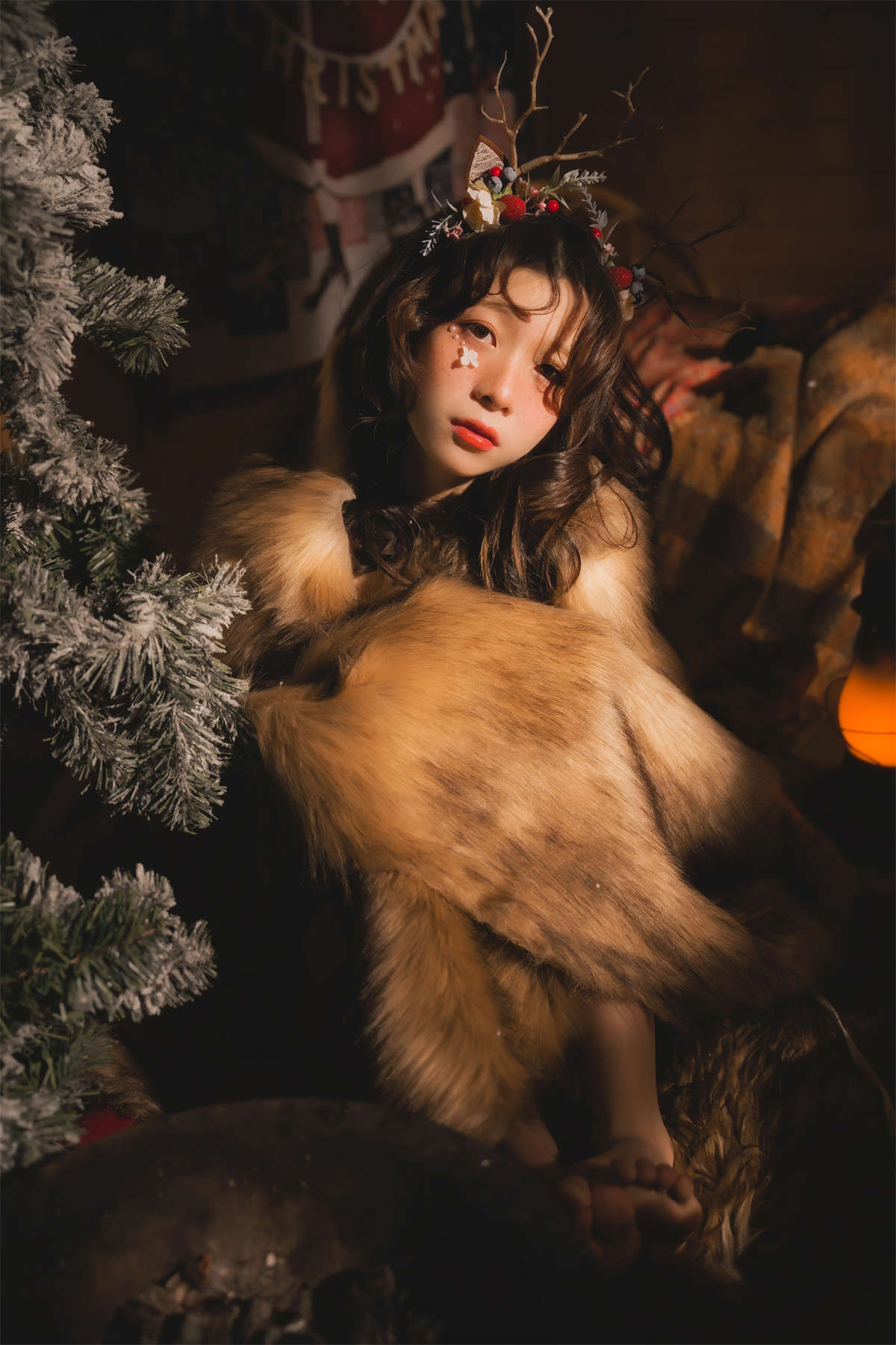 YITUYU艺图语 2024.12.23 圣诞皮草 琴玖久插图1