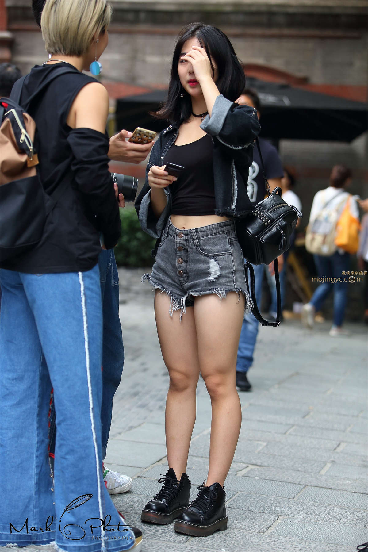 图片[2]-一对热辣的女孩-日更街拍