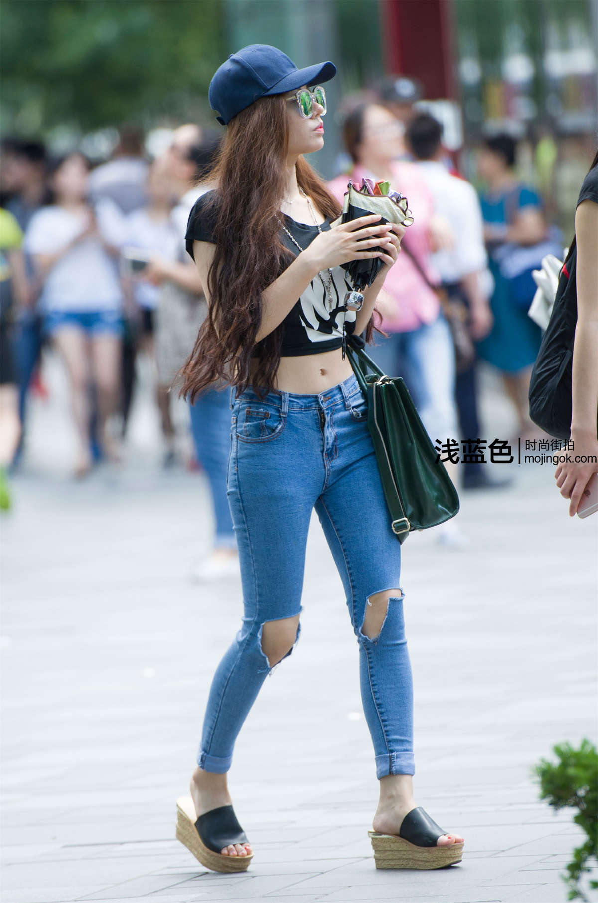 图片[2]-漏脐装 乞丐牛仔裤（22p）-日更街拍