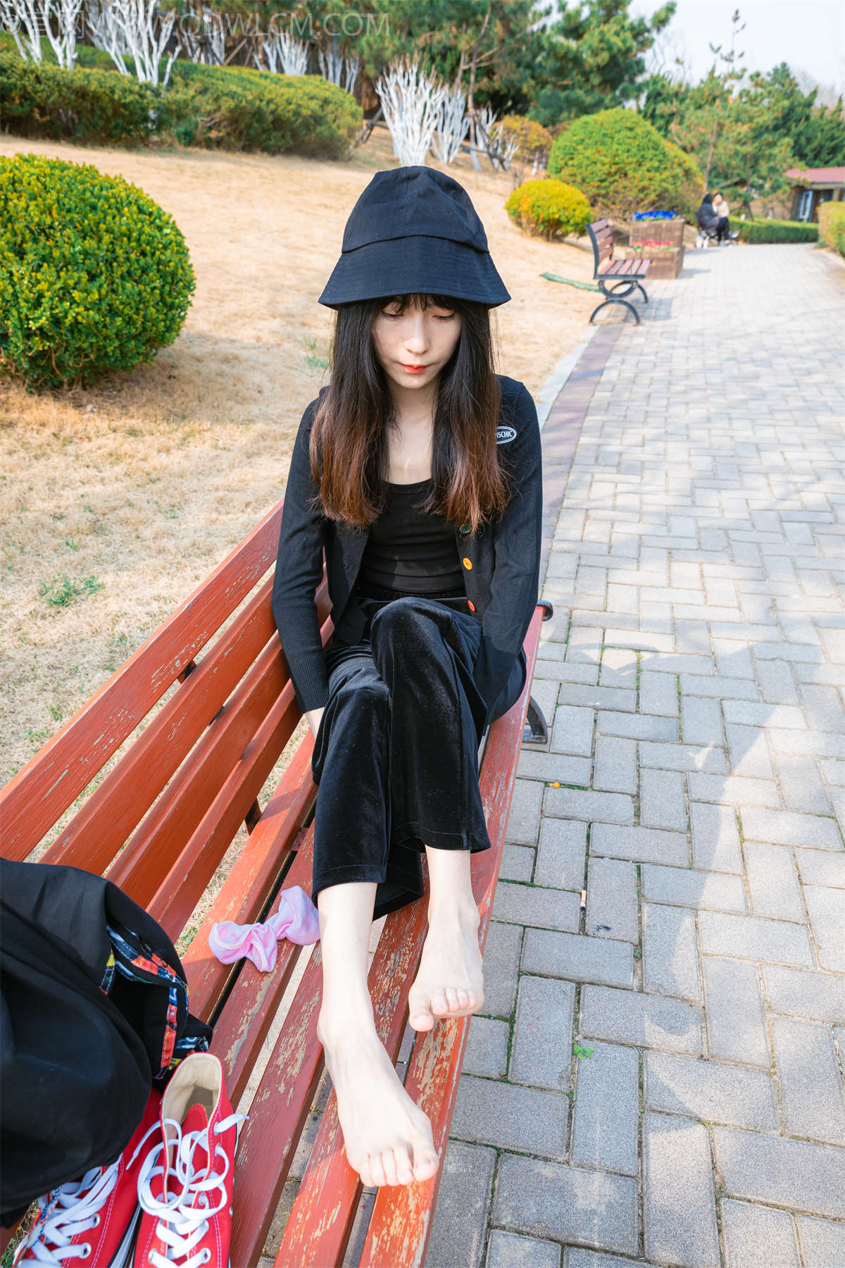 物恋传媒 NO.1182 猫耳-户外时光-日更街拍