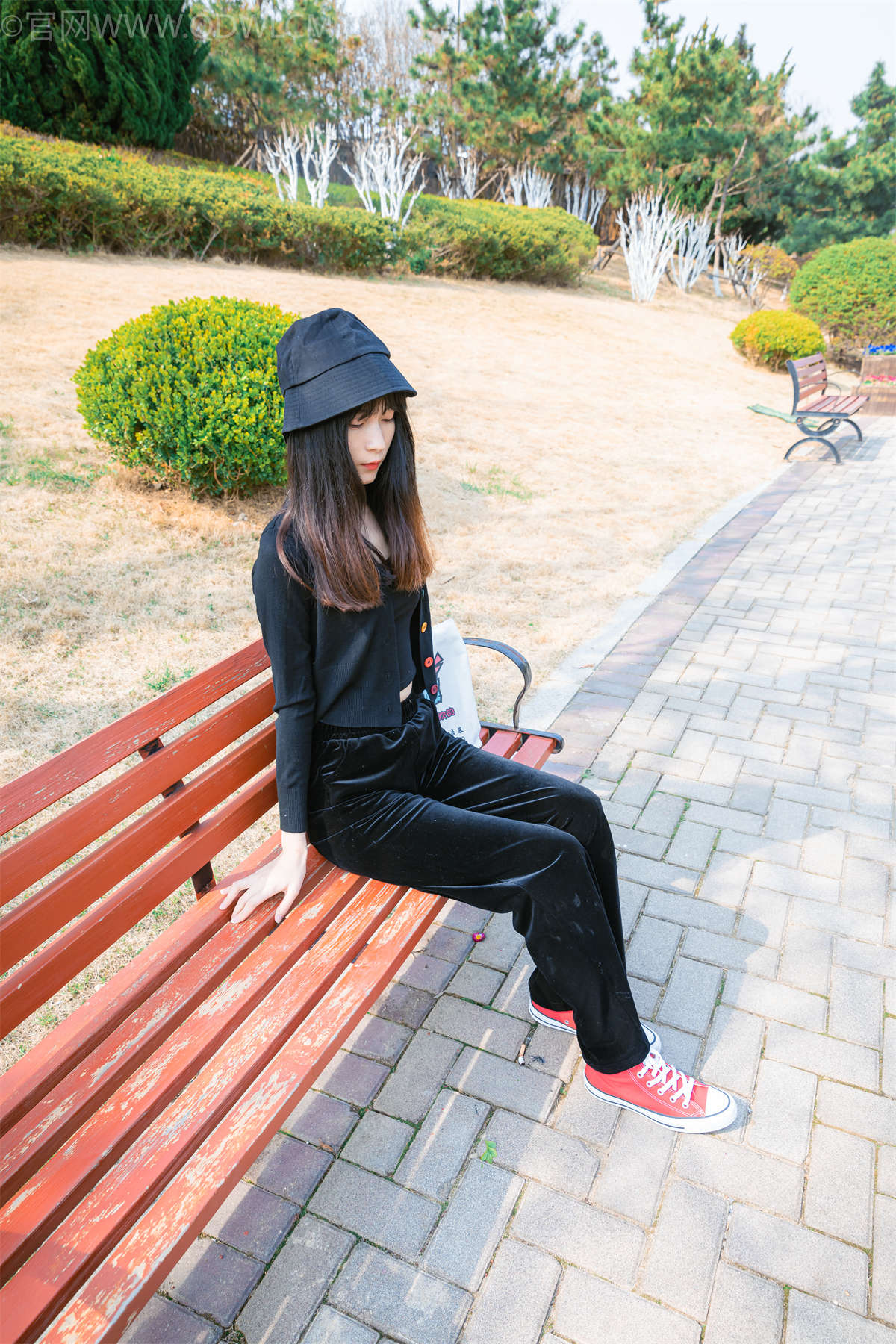 图片[2]-物恋传媒 NO.1182 猫耳-户外时光-日更街拍