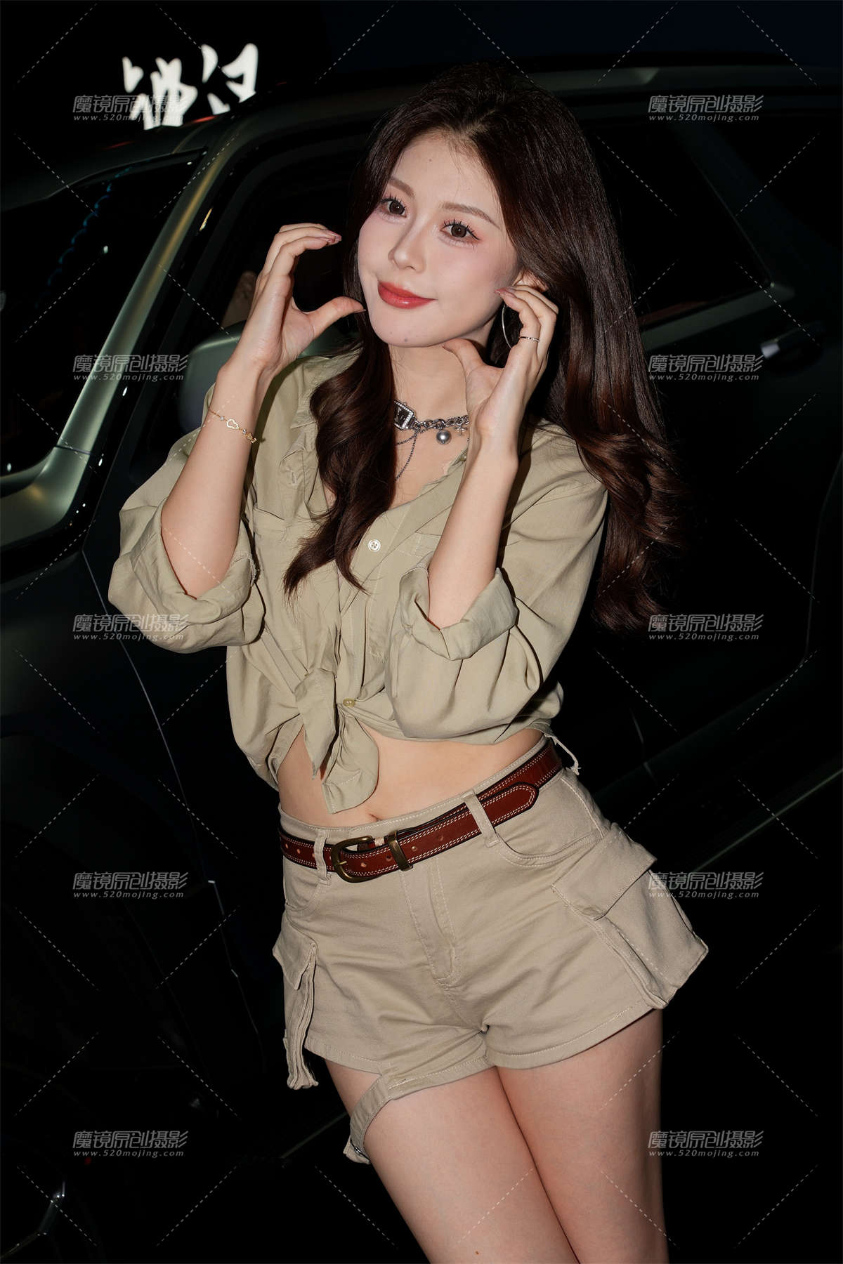 俏皮卡其装（6K）-日更街拍