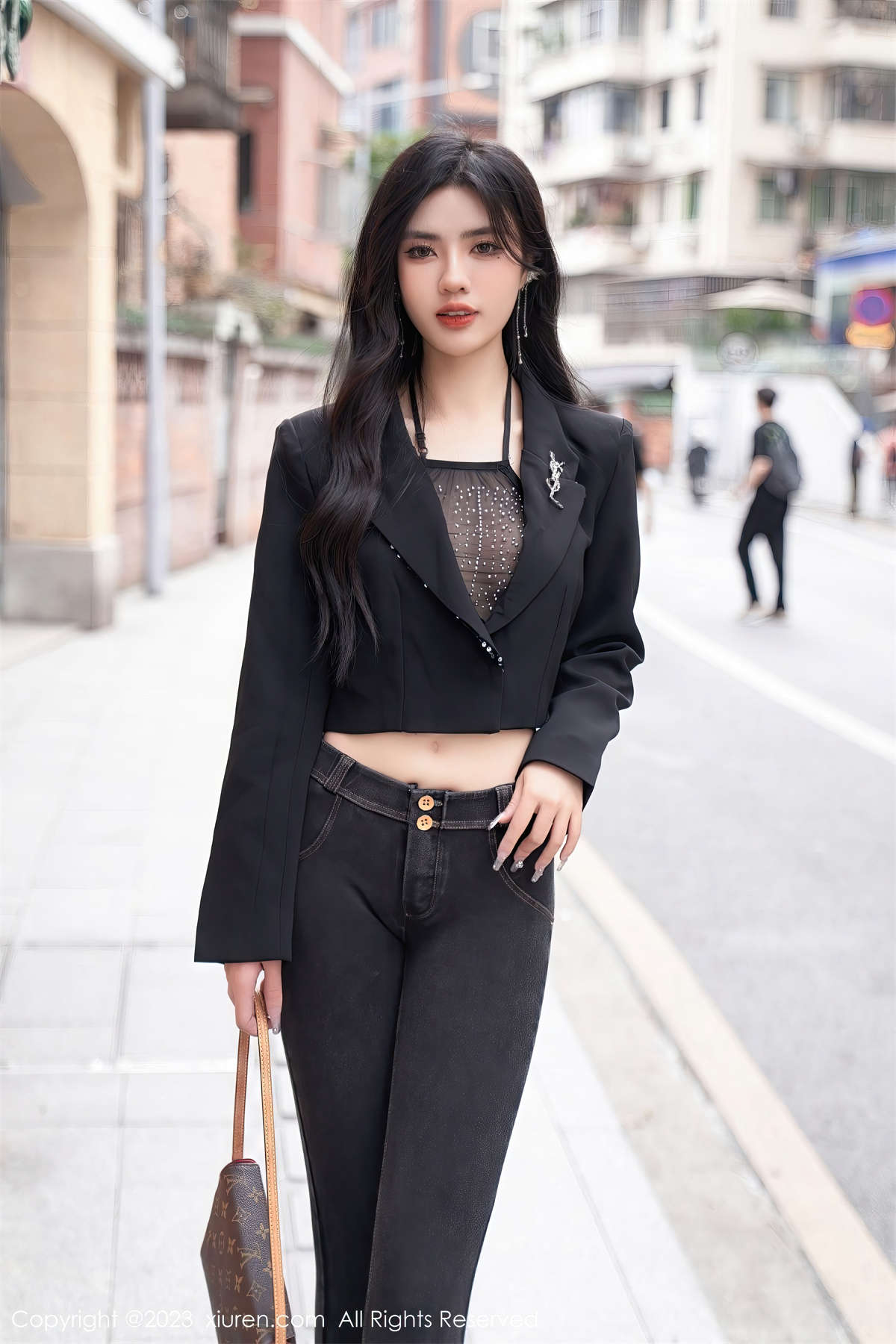 Xiuren秀人网 2023.06.07 No.6874 浅浅-日更街拍