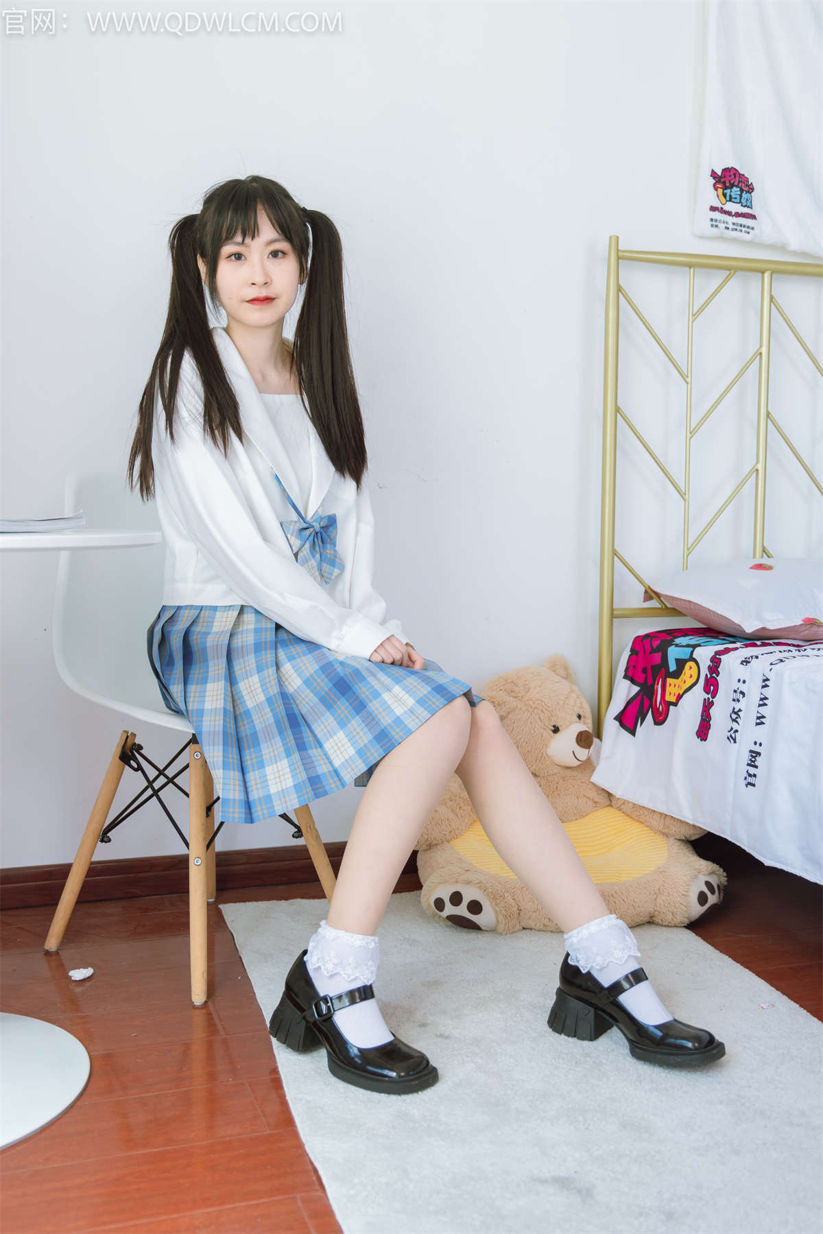 物恋传媒 NO.1342 兮兮-奔赴星空-日更街拍