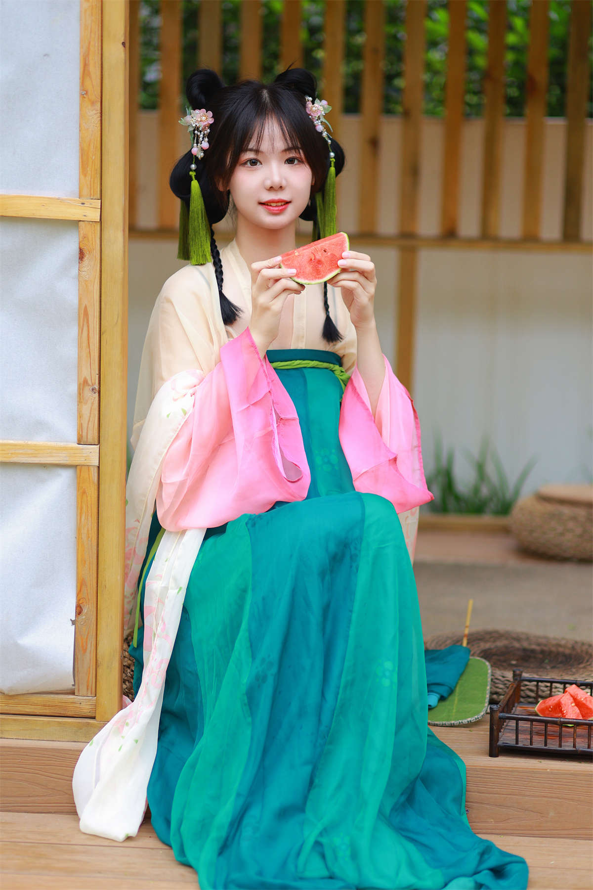 YITUYU艺图语 2023.07.09 乘凉去 暮烟色CC插图1