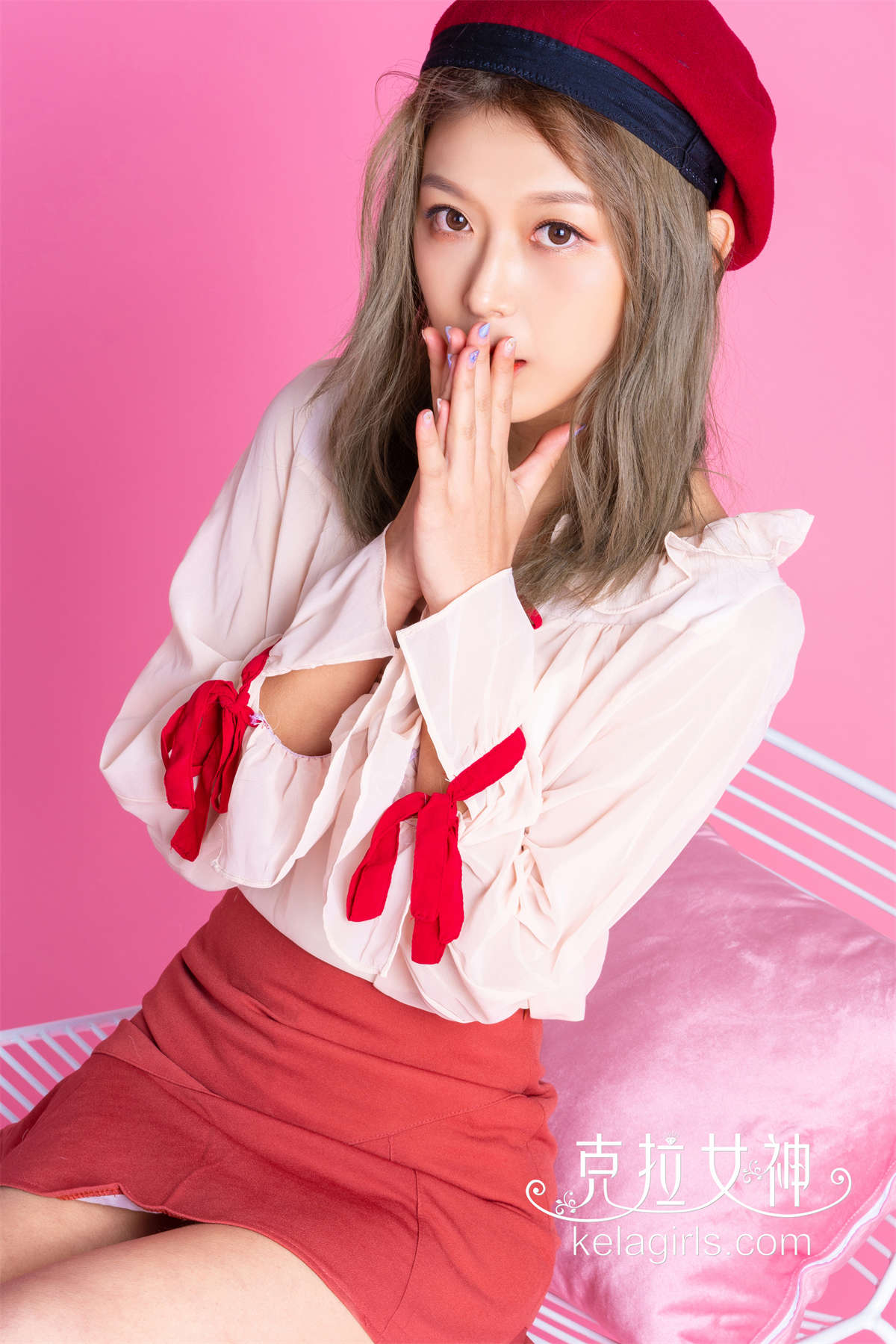 Kelagirls克拉女神 2019.12.02《入职检查》欣妮-日更街拍