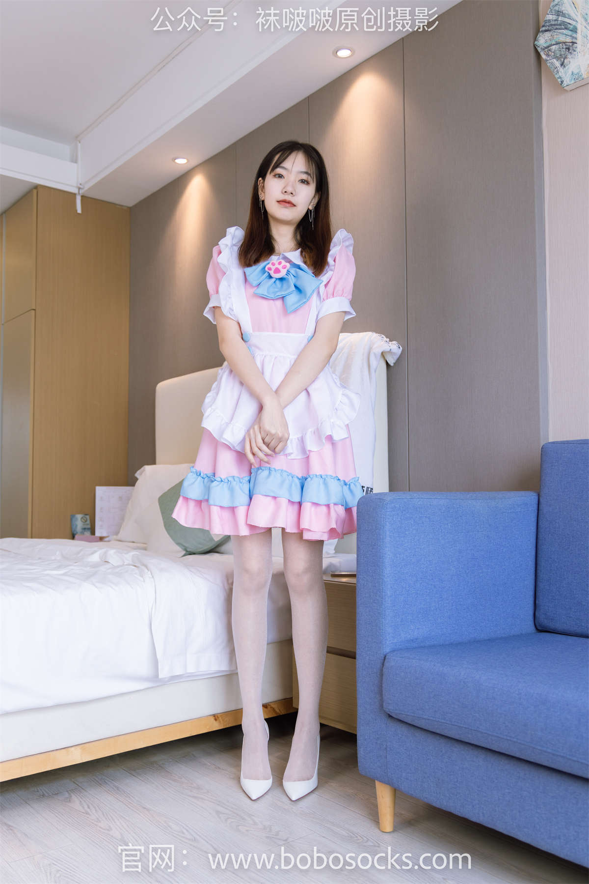 袜啵啵 No.154 小甜豆-两双高跟鞋、珠光白丝（脚尖透明款）、女仆装 花絮版-日更街拍