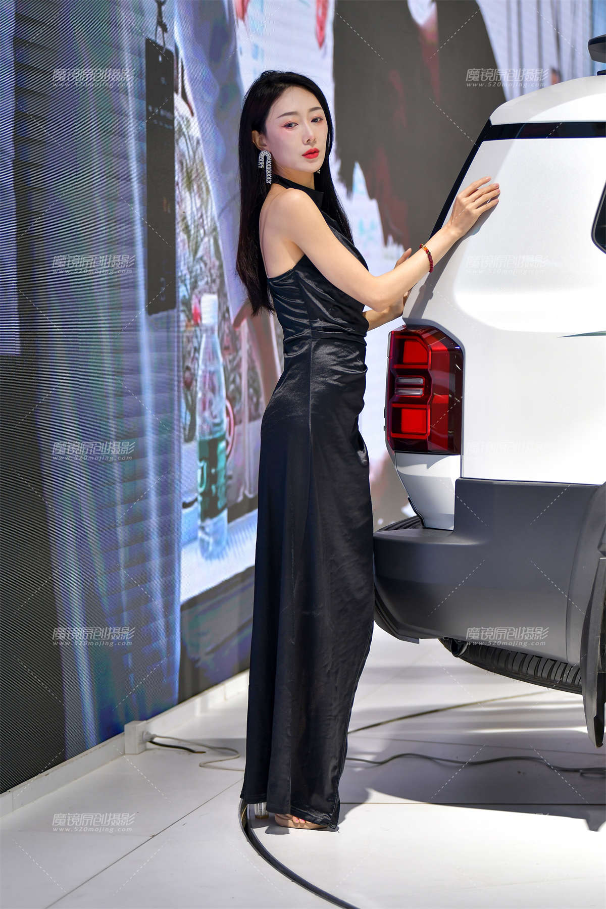 图片[2]-★长裙漂亮车模美女-日更街拍