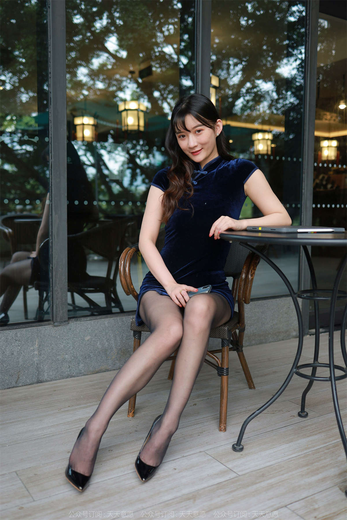 IESS异思趣向 2022.05.04 丝享家1078：秋秋 高叉旗袍嘿丝-日更街拍