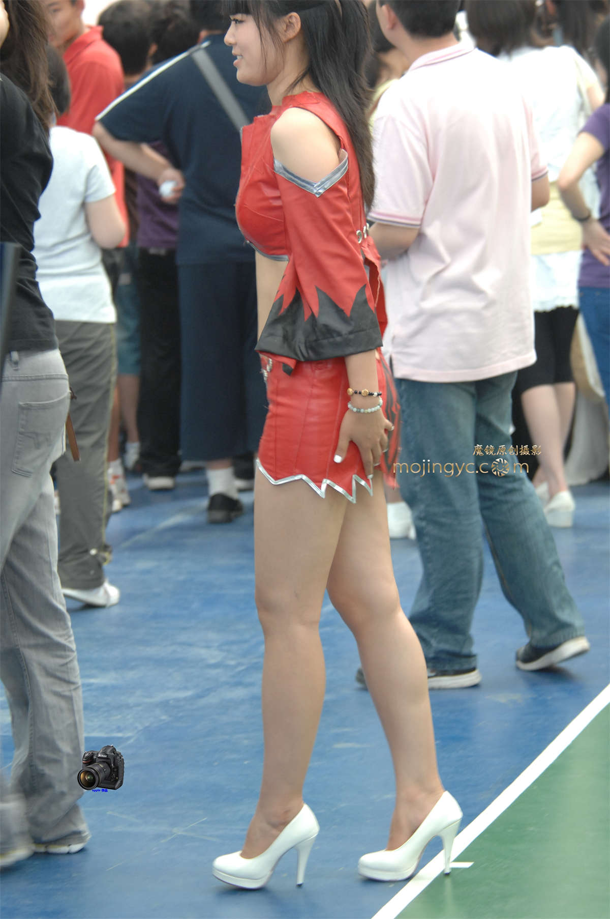 图片[2]-2016-05-17丰满红色皮短裙动漫妹妹19张-日更街拍