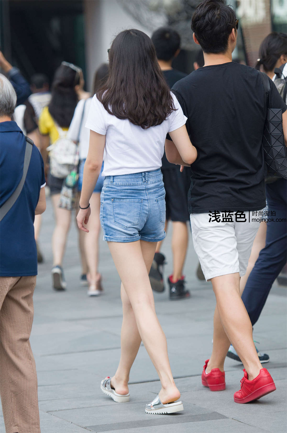 清爽美女（12p）-日更街拍