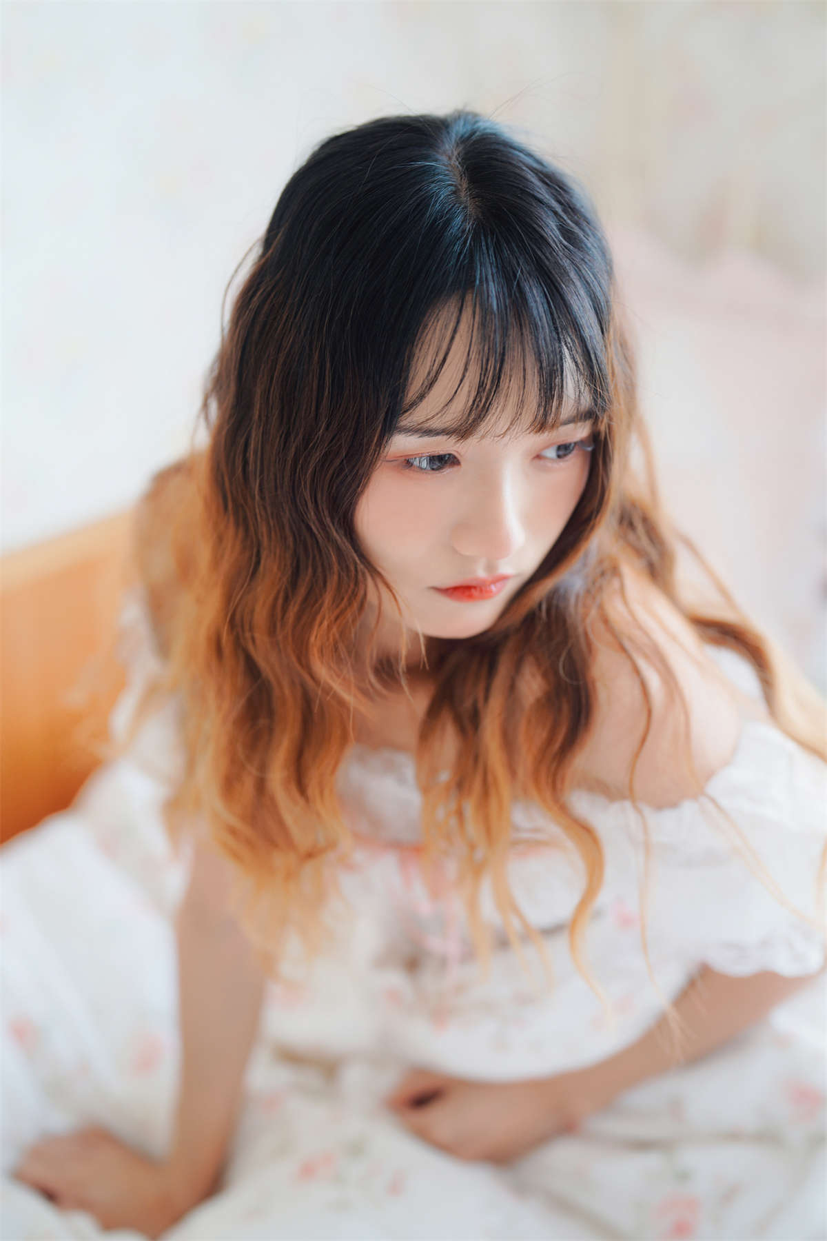 YITUYU艺图语 2022.04.22 居家少女 兔子Zzz不吃胡萝卜-日更街拍