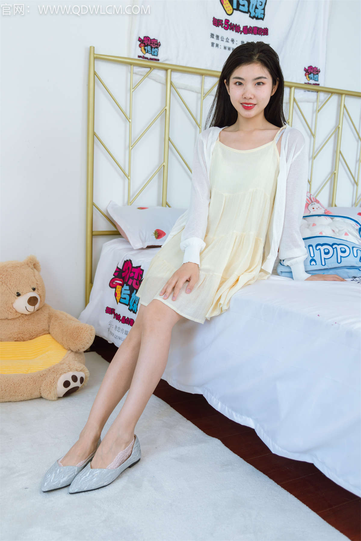 物恋传媒 NO.1254 米米-晚风声声-日更街拍