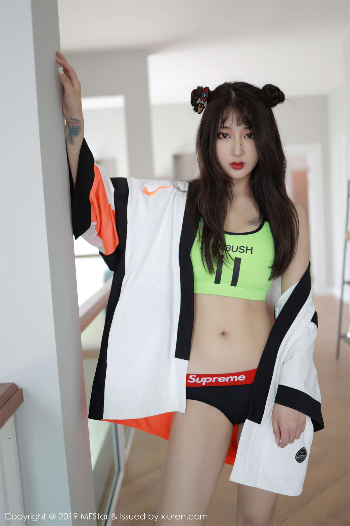 图片[2]-MFStar模范学院 2019.11.04 VOL.226 Betty林子欣-日更街拍