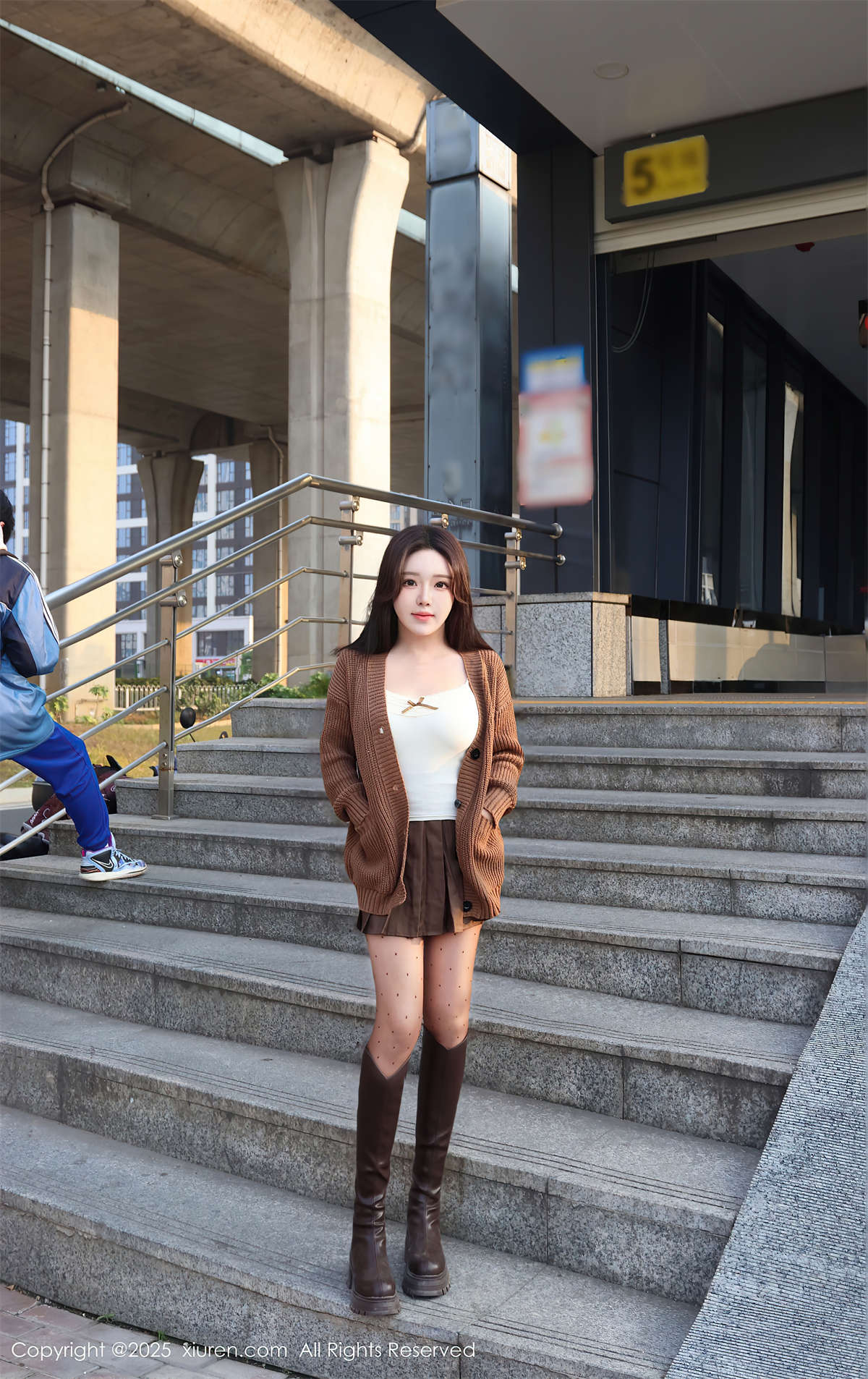 图片[2]-Xiuren秀人网 2025.01.03 NO.9708 小薯条nienie-日更街拍