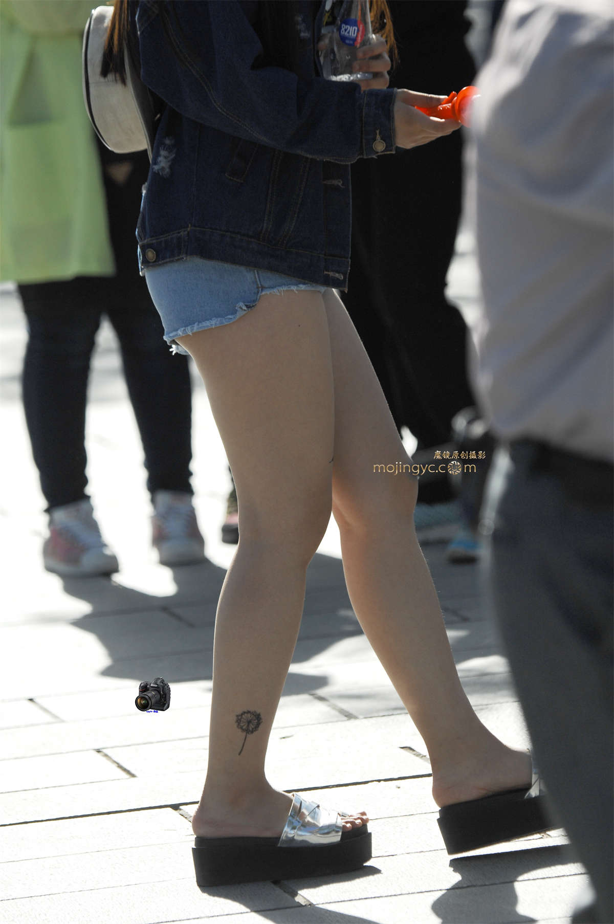 图片[2]-2016-05-17圆臀热裤妹妹21张-日更街拍