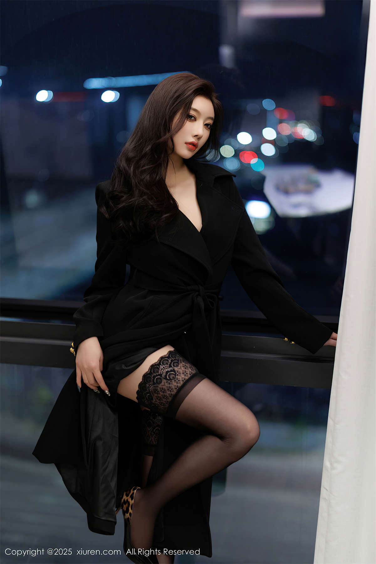 图片[2]-Xiuren秀人网 2025.03.07 NO.9984 杨晨晨Yome-日更街拍