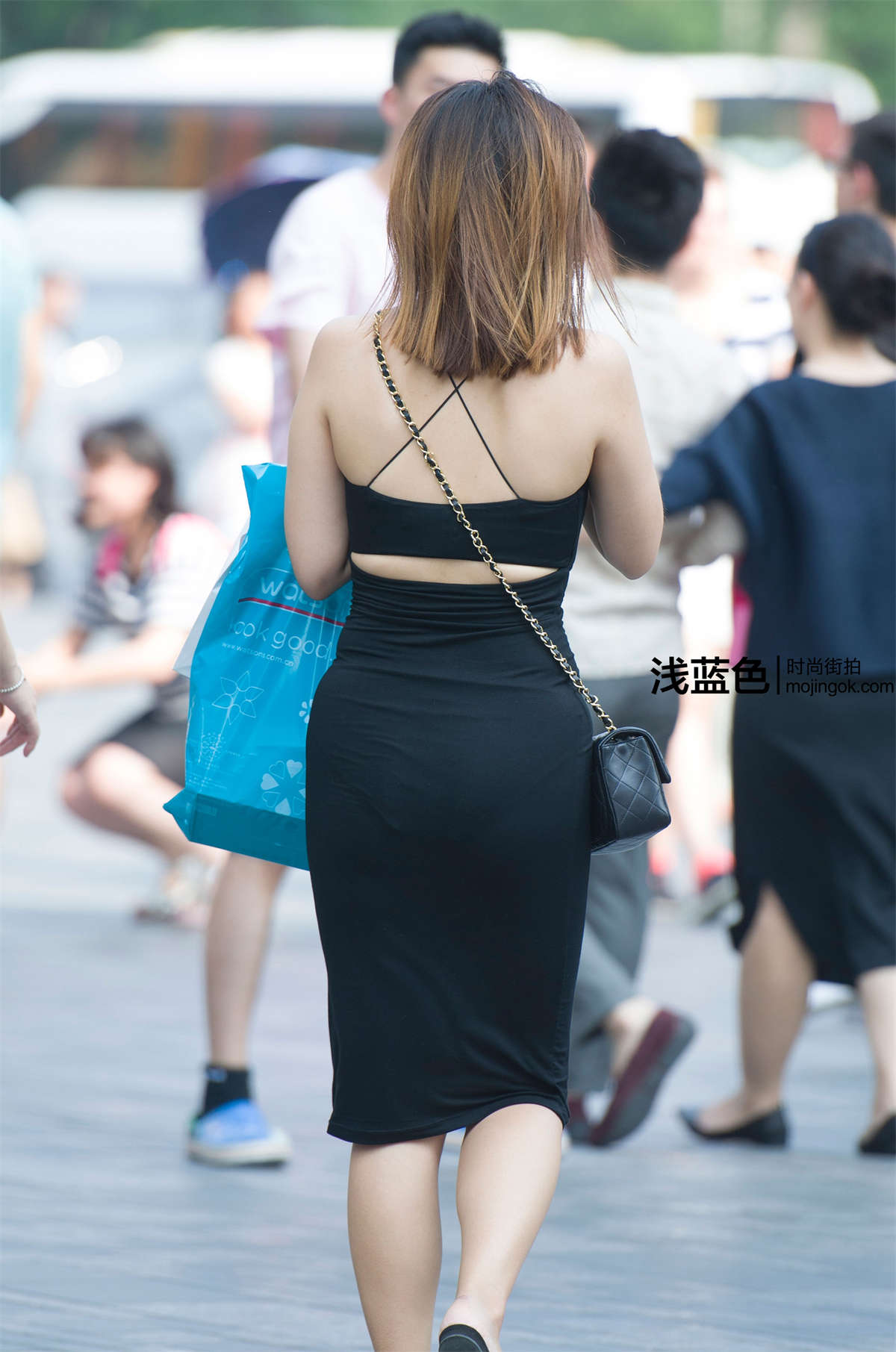 图片[2]-诱惑背影两组（13p）-日更街拍