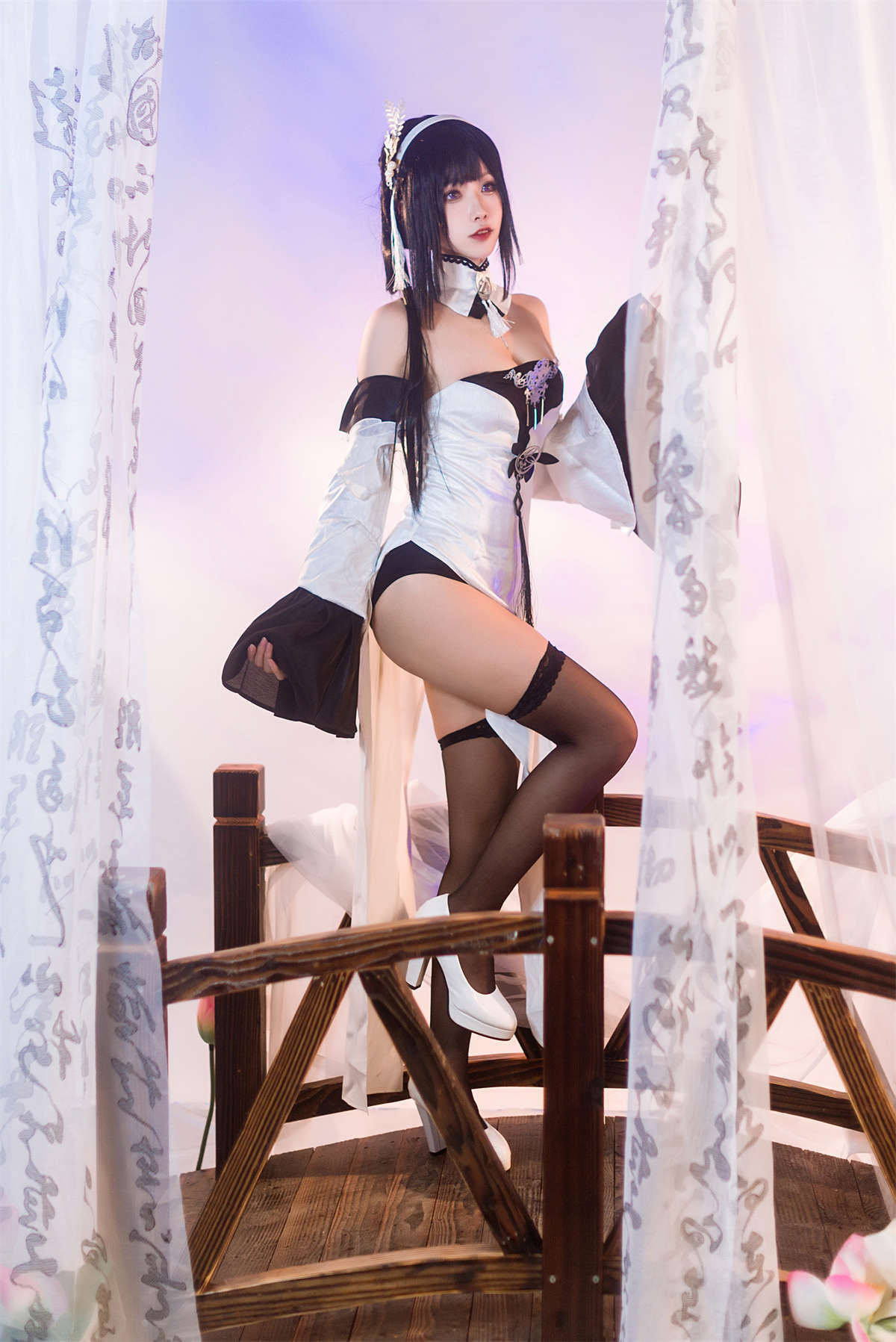 Momoko葵葵 碧蓝航线镇海 奇奢花苑-日更街拍