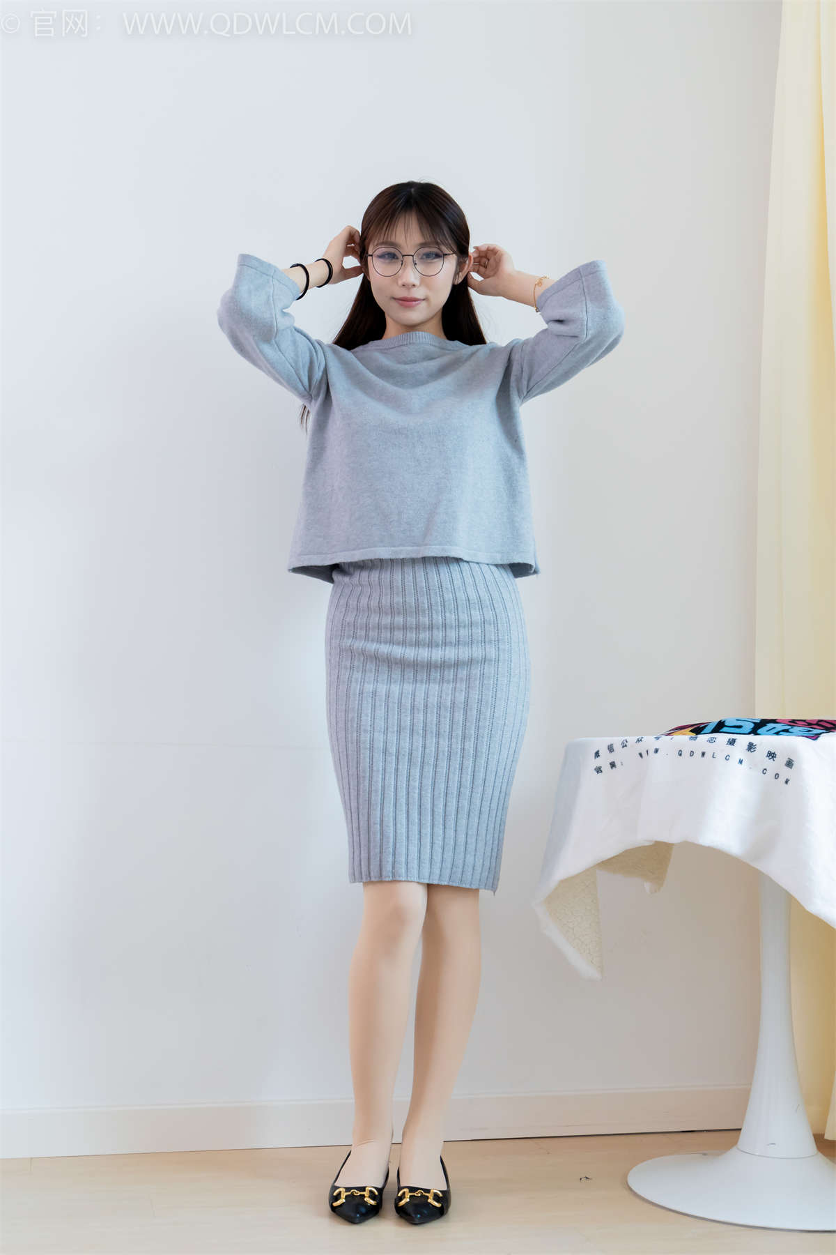 图片[2]-物恋传媒 NO.2193 泡泡-初冬的风-日更街拍