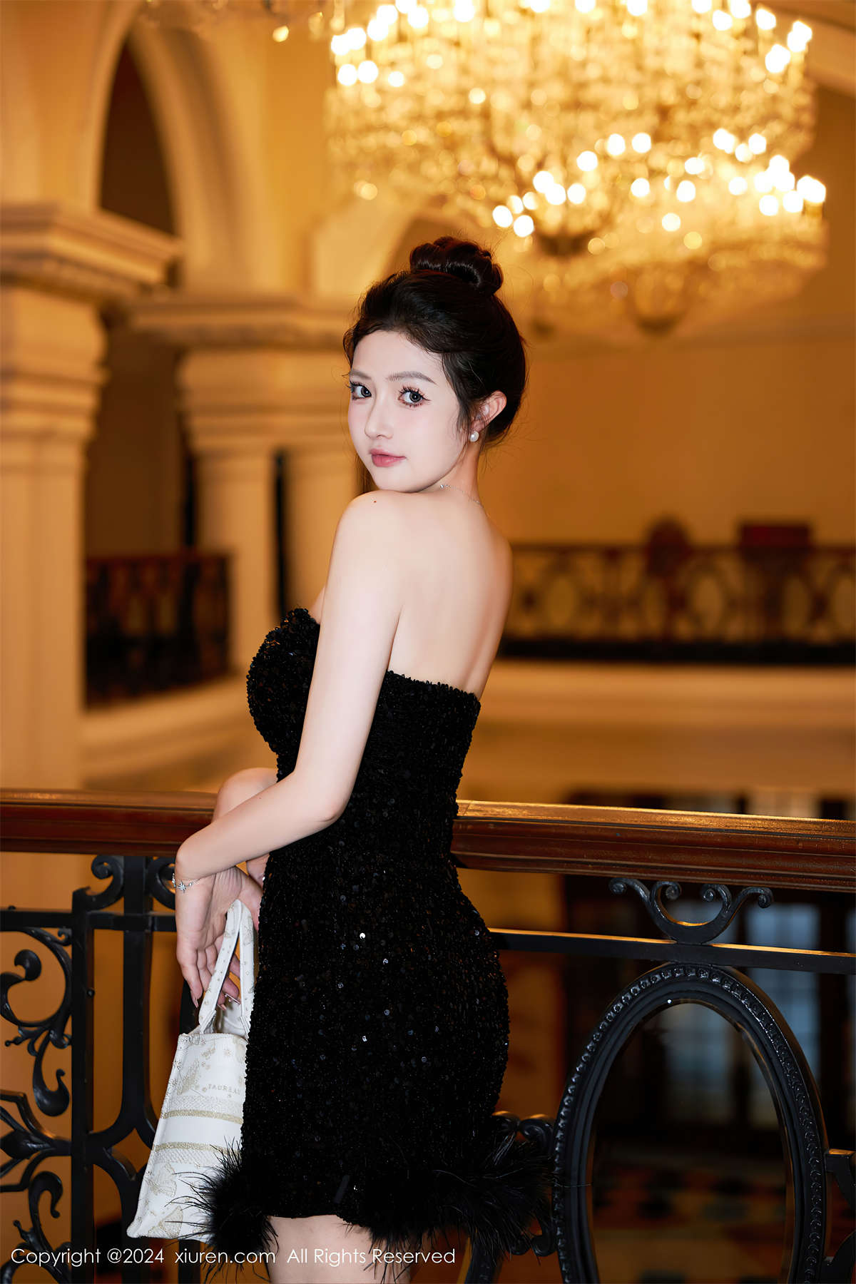 图片[2]-Xiuren秀人网 2024.04.28 NO.8462 养乐多DoDo-日更街拍