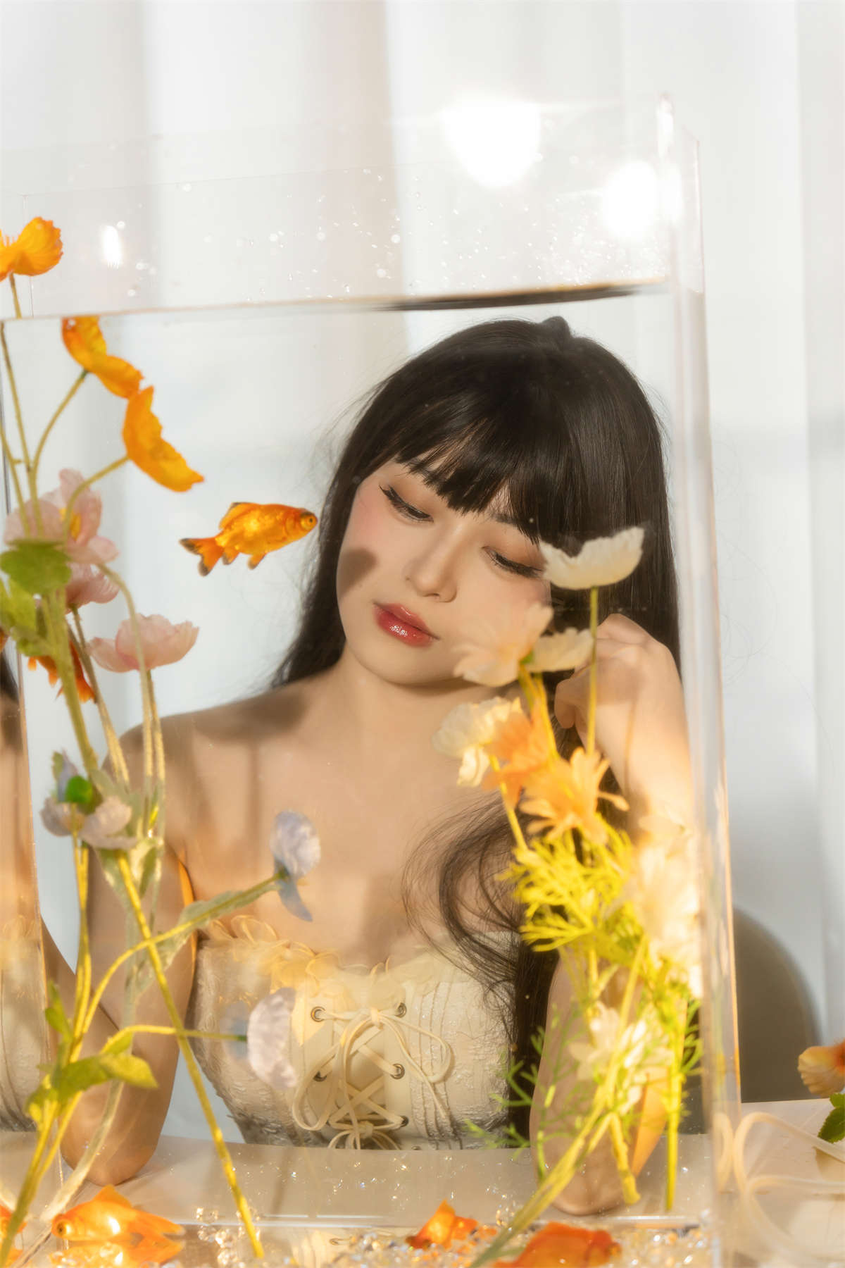 YITUYU艺图语 2024.04.12 鱼 安琪不吃香菇插图1