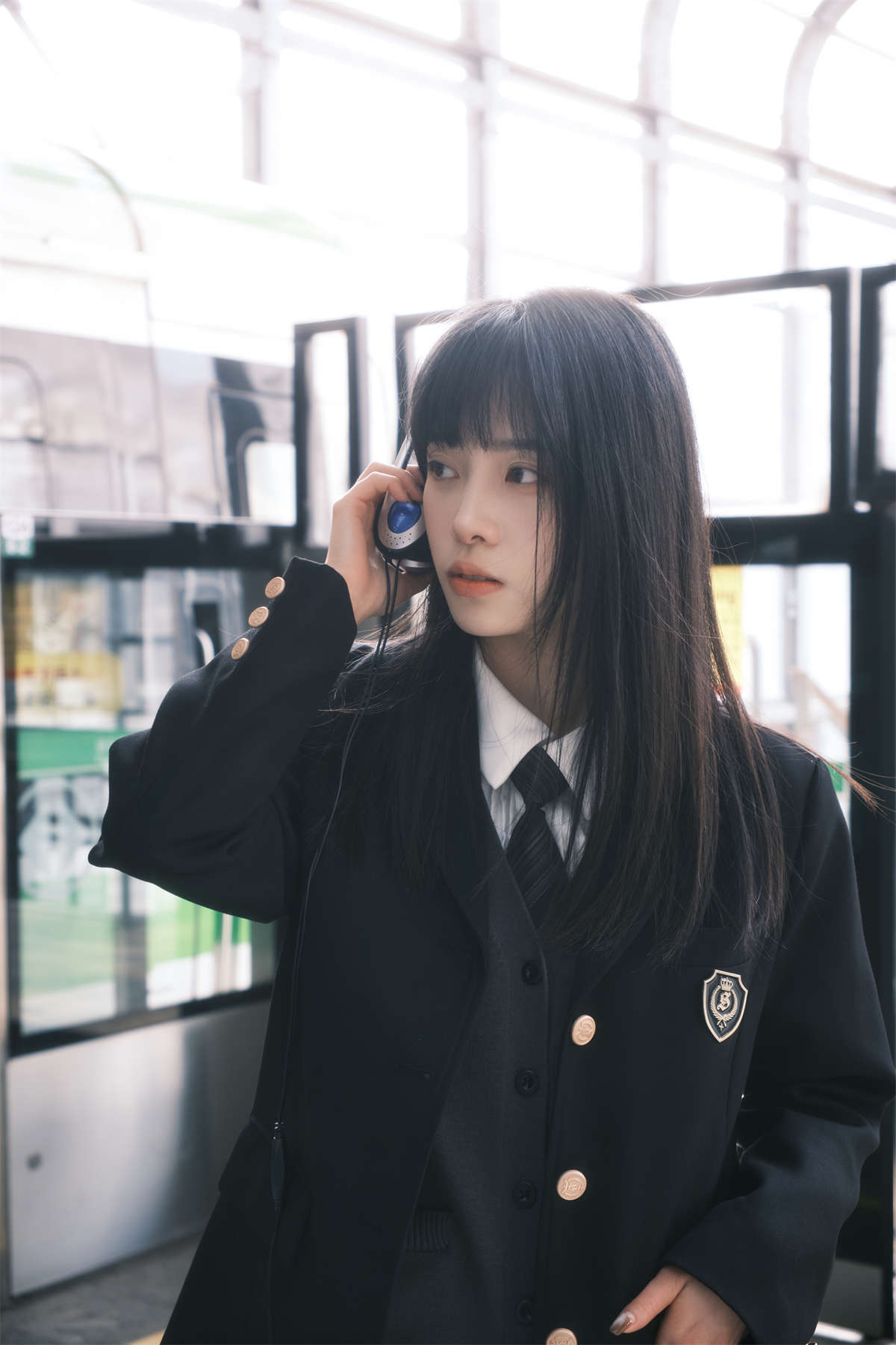 YITUYU艺图语 2024.04.13 地铁jk 小松麻奈-日更街拍