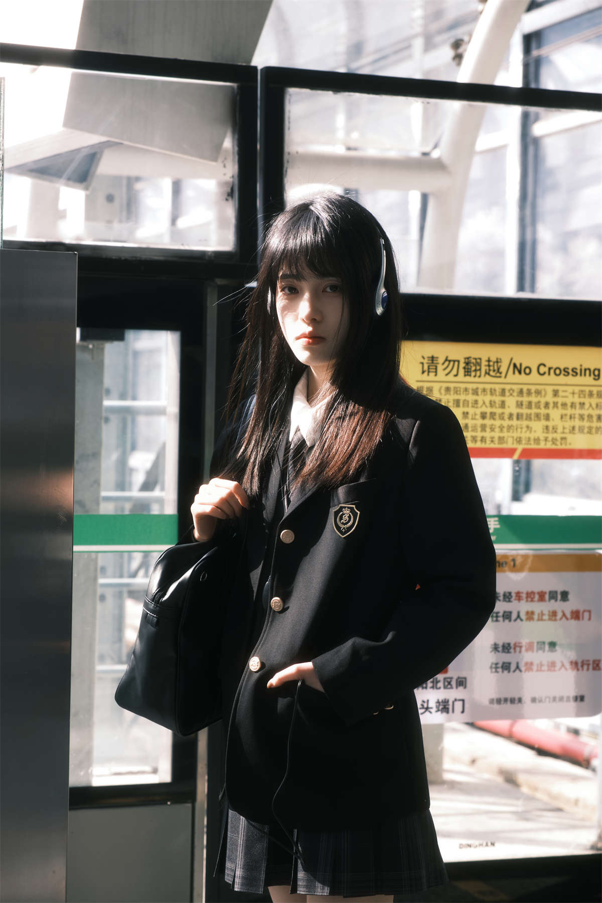 YITUYU艺图语 2024.04.13 地铁jk 小松麻奈插图1